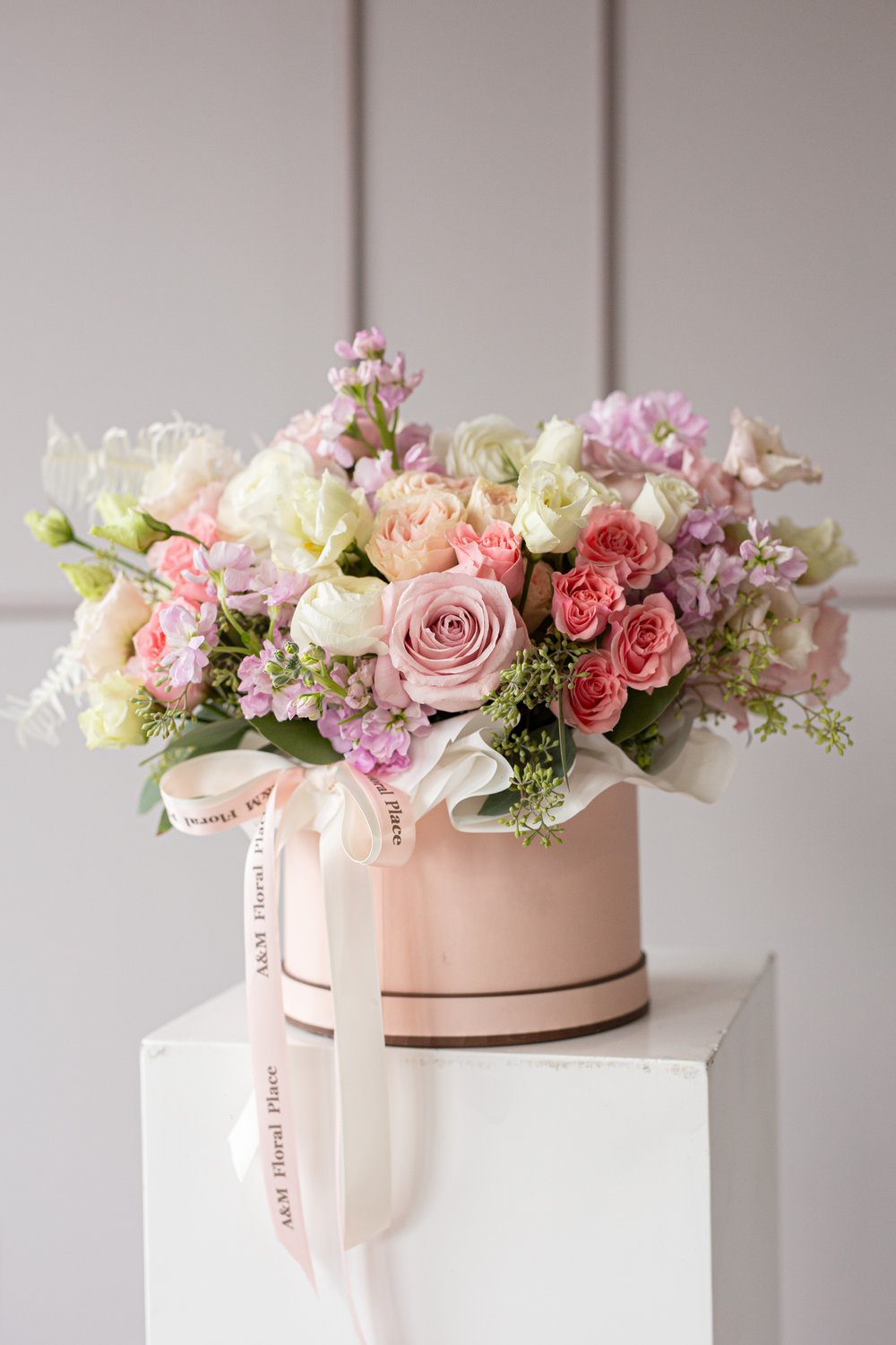 Modern & Traditional Flower Arrangements, Flower Bouquets. Same