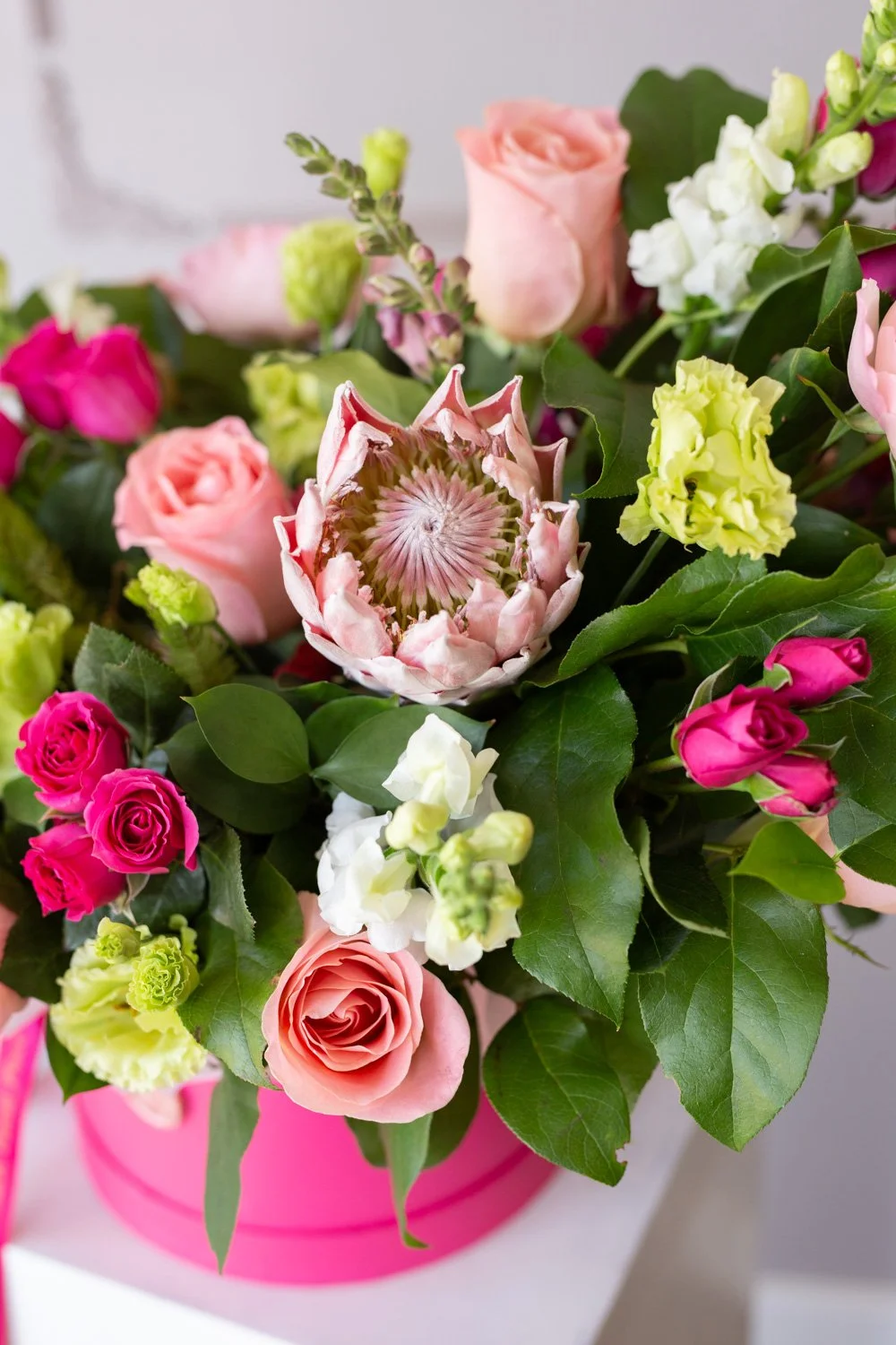 Modern & Traditional Flower Arrangements, Flower Bouquets. Same day