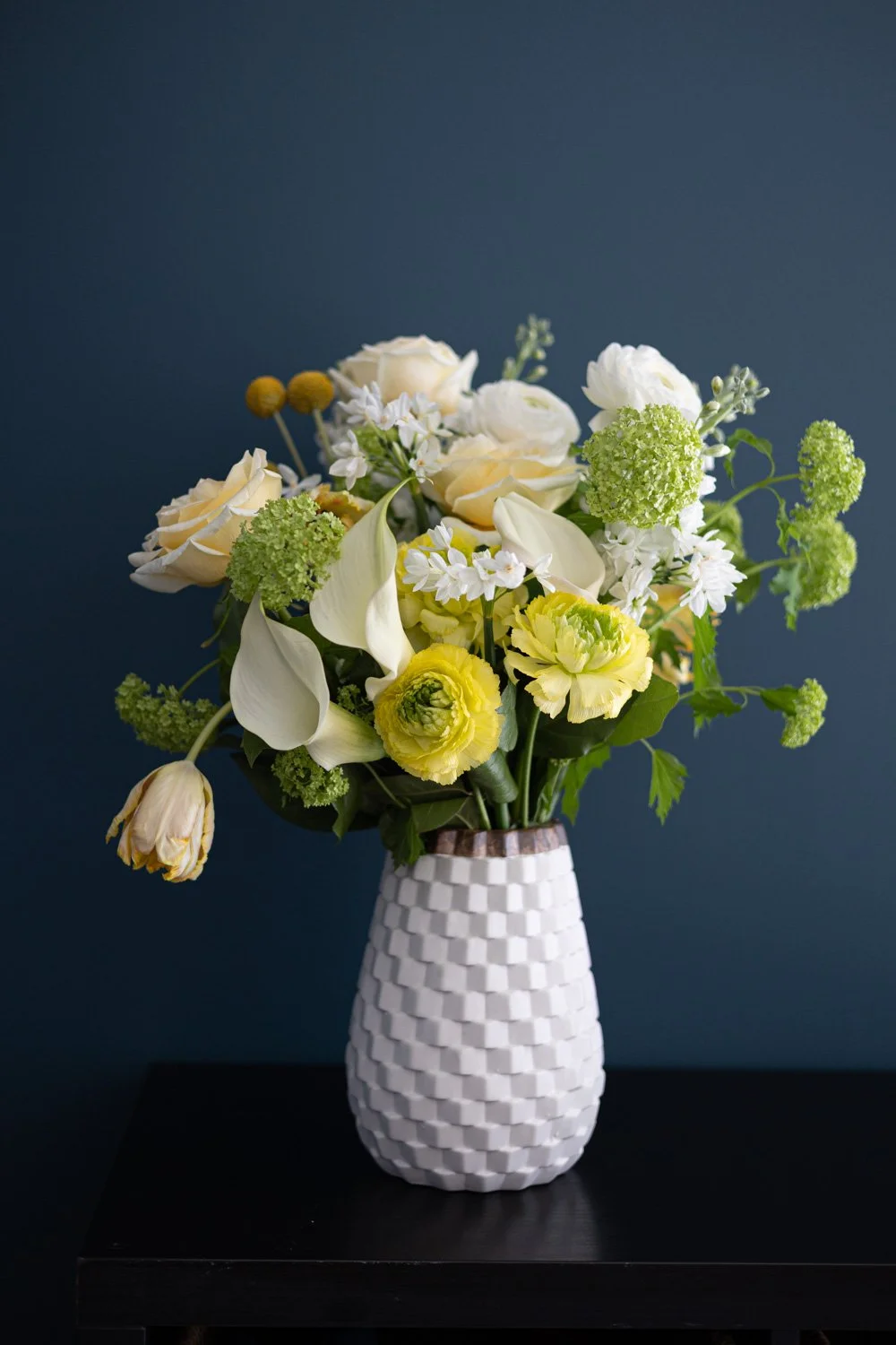 & Trendy Flowers, Flower Bouquets. Same day delivery or Pick up.