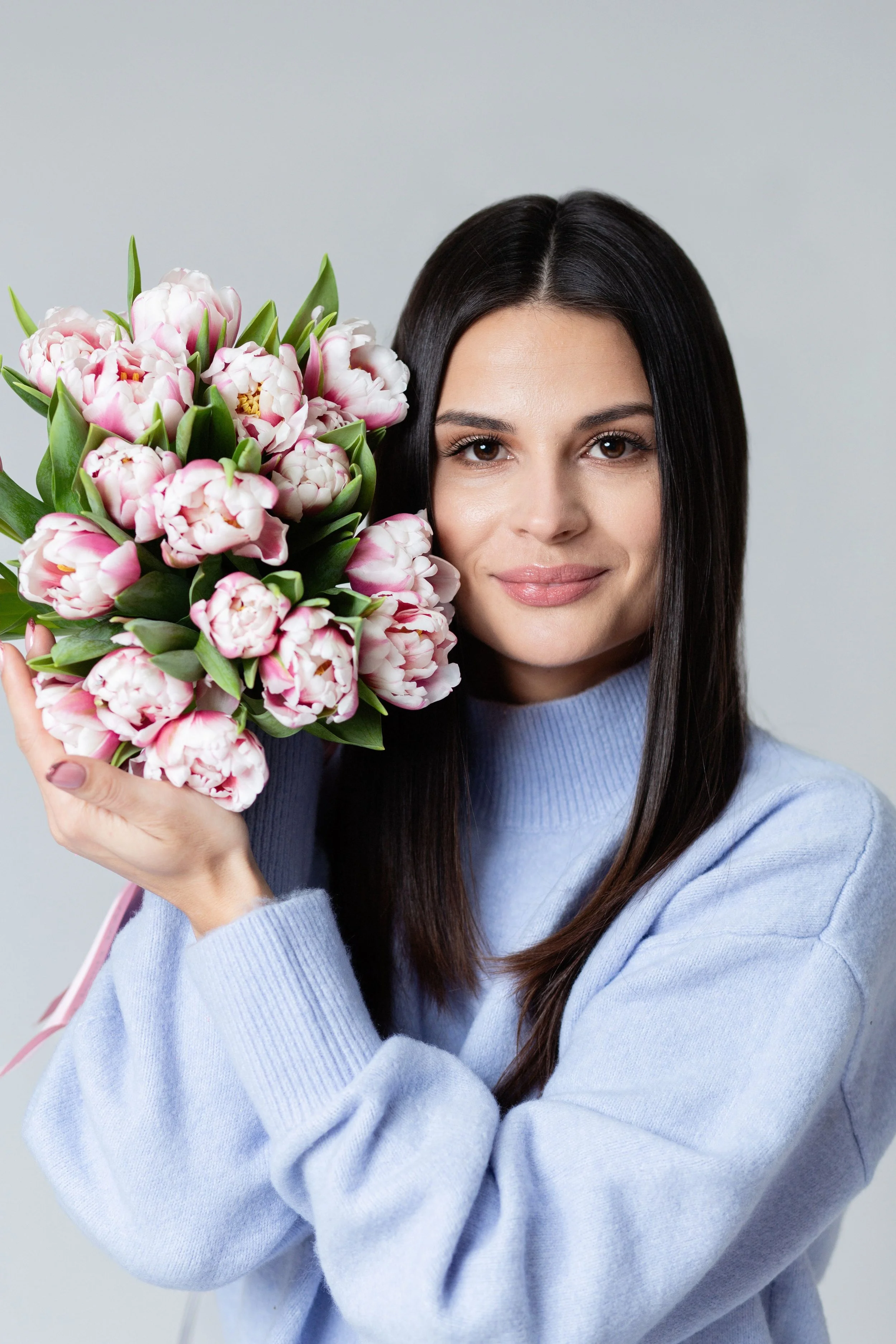 Flowers For Any Occasion in NYC. Order online and get sameday delivered to New York, Brooklyn
