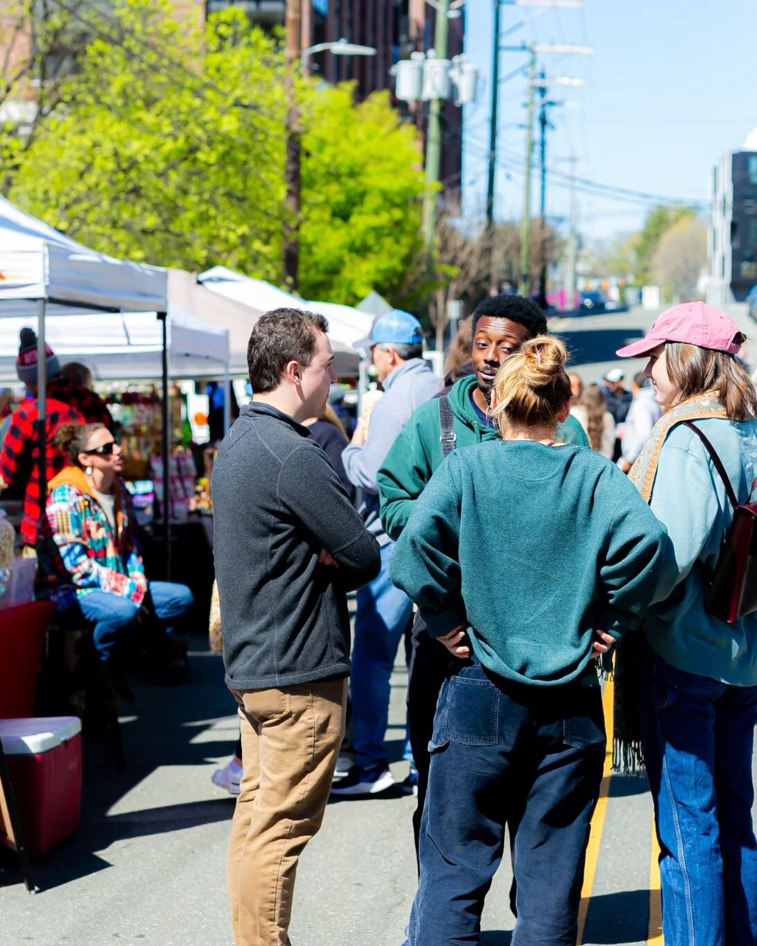 Durham! 

Our first Durham Underground Market was a vibe 👌 

Thank you to everyone who showed up to our first event of the year!

See you on Sunday, April 28th, for our 2nd Durham Underground Market featuring @mellowswells band, a mini food truck ro