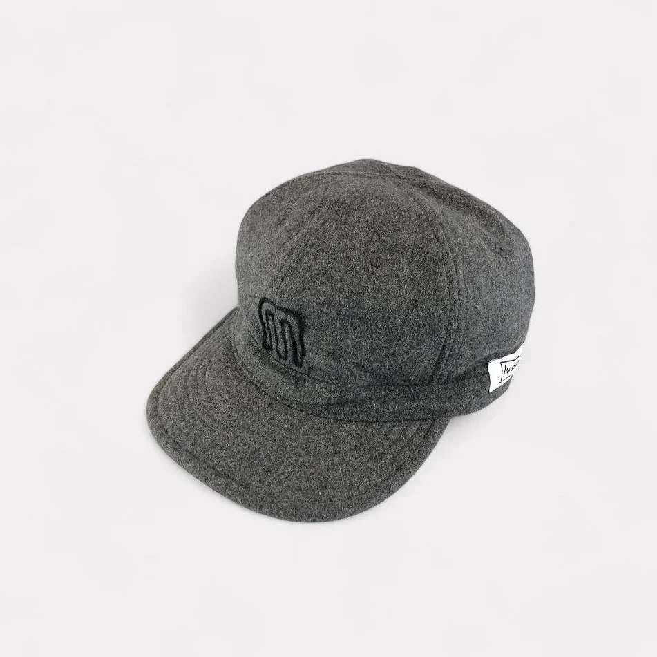 grey-foldable-flannel-baseball-cap-with-adjustable-visor.jpg