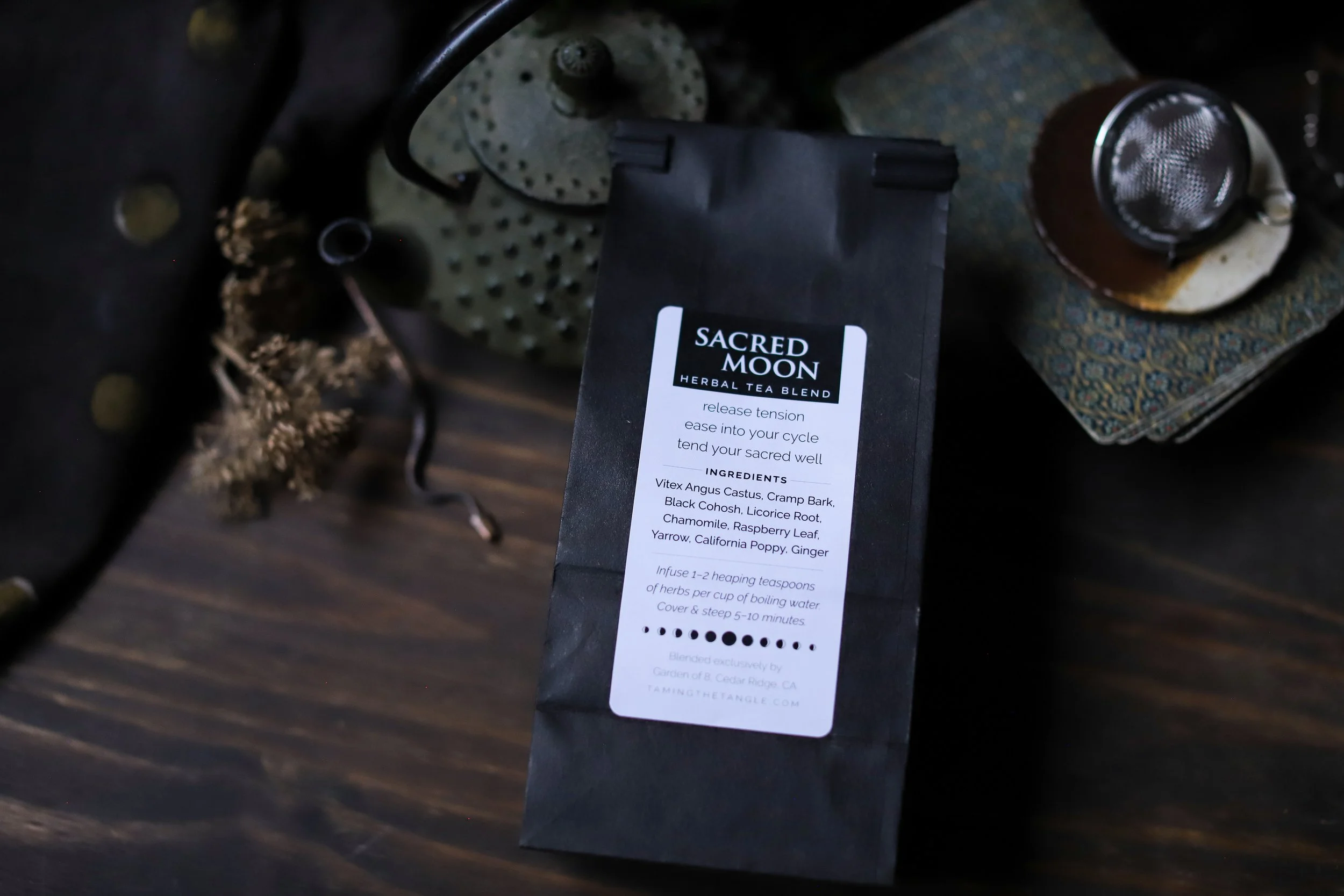 Cramp-relief-herbal-tea-monthly-cycle-menstruation-sacred-moon-IMG_6514.jpg