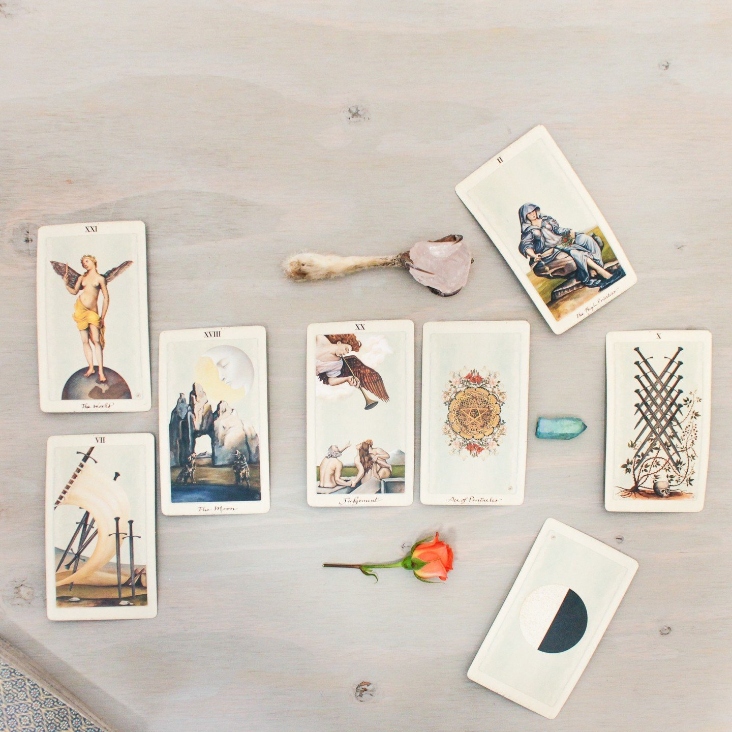 No matter the size, each Tarot spread has a message. I have a full menu of reading options. 

In person, you can find me this weekend (April 11+12) at the Miners Foundry for the Nevada City Psychic Fair. 

If you're not localt, you can book a Tarot r