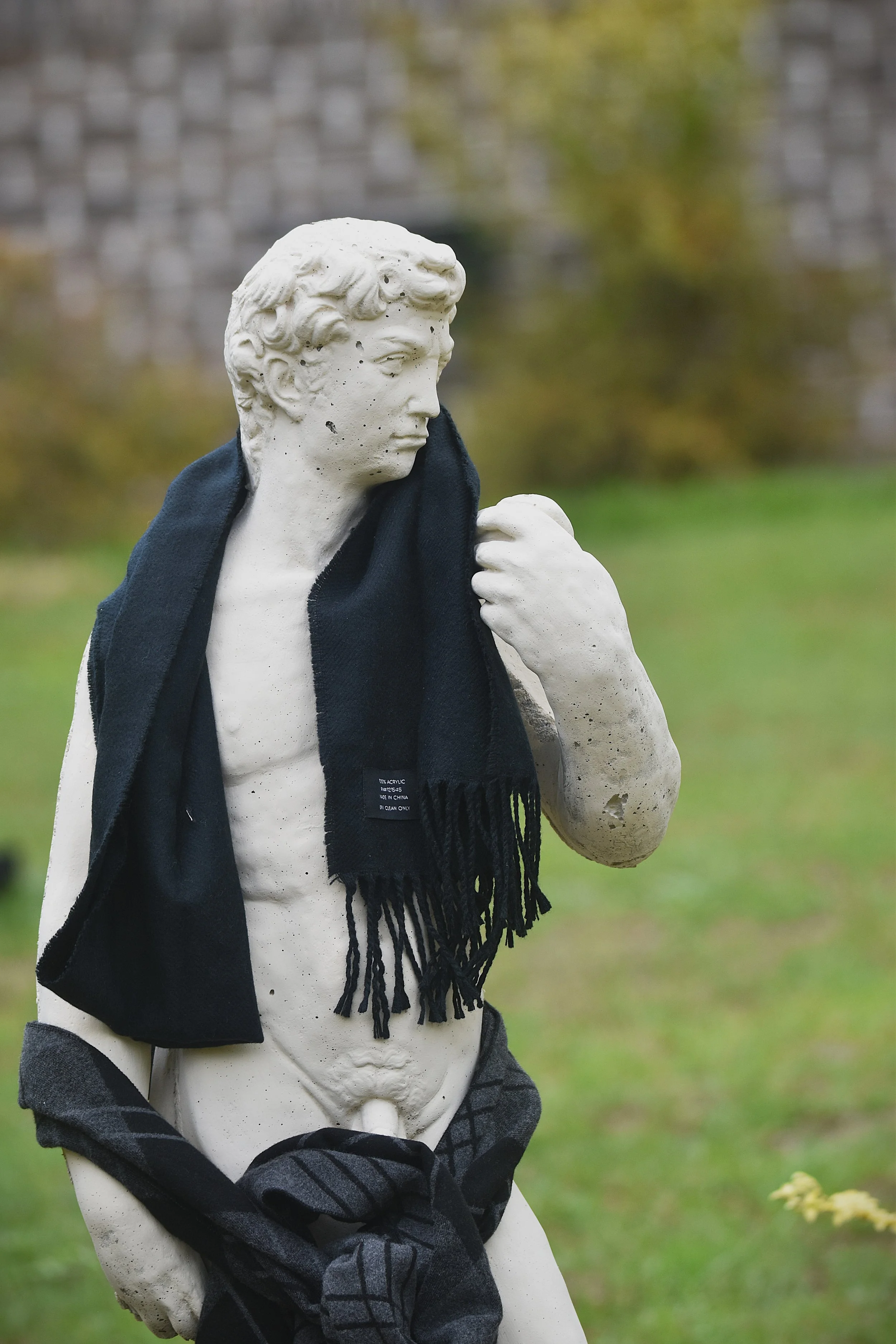 DSC_0509aa David w black scarf.JPG