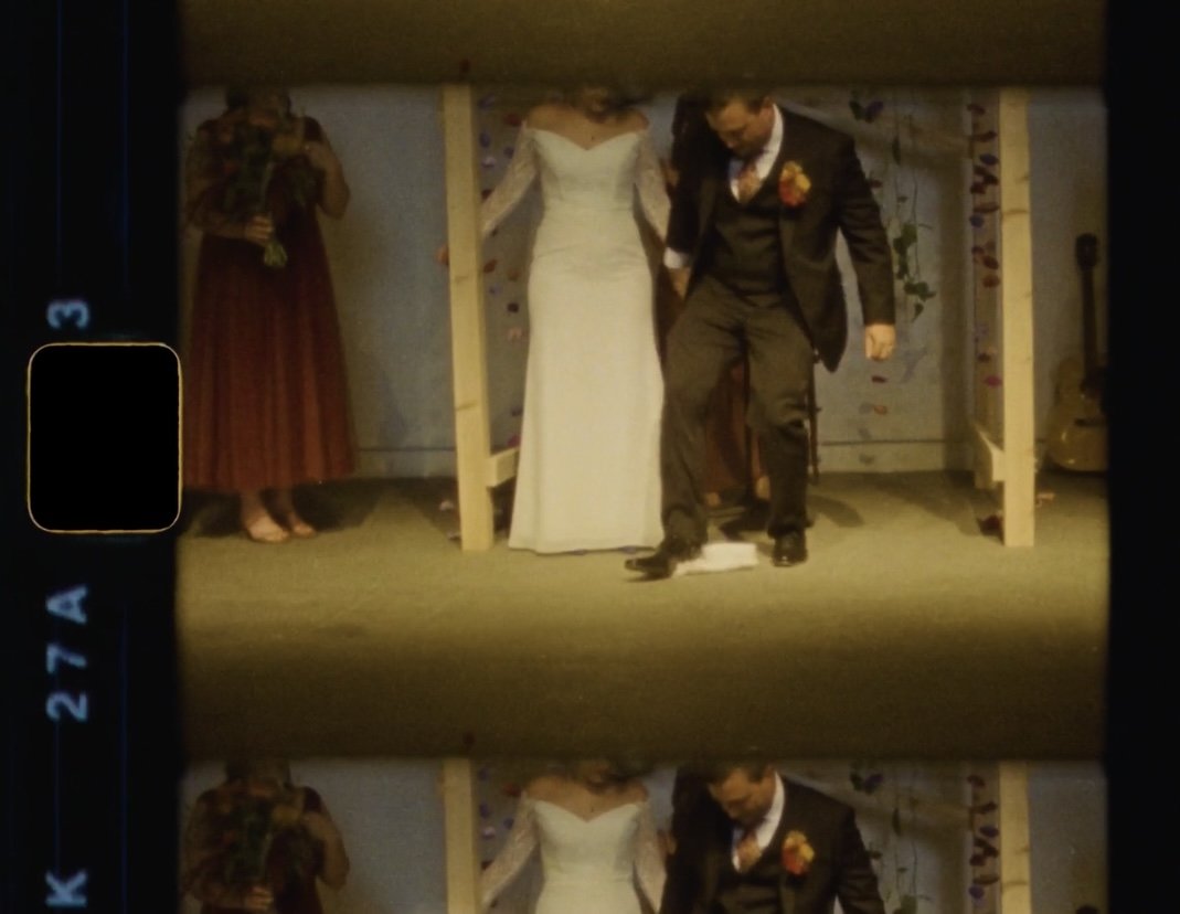  Groom stepping on glass, a traditional Jewish wedding custom 