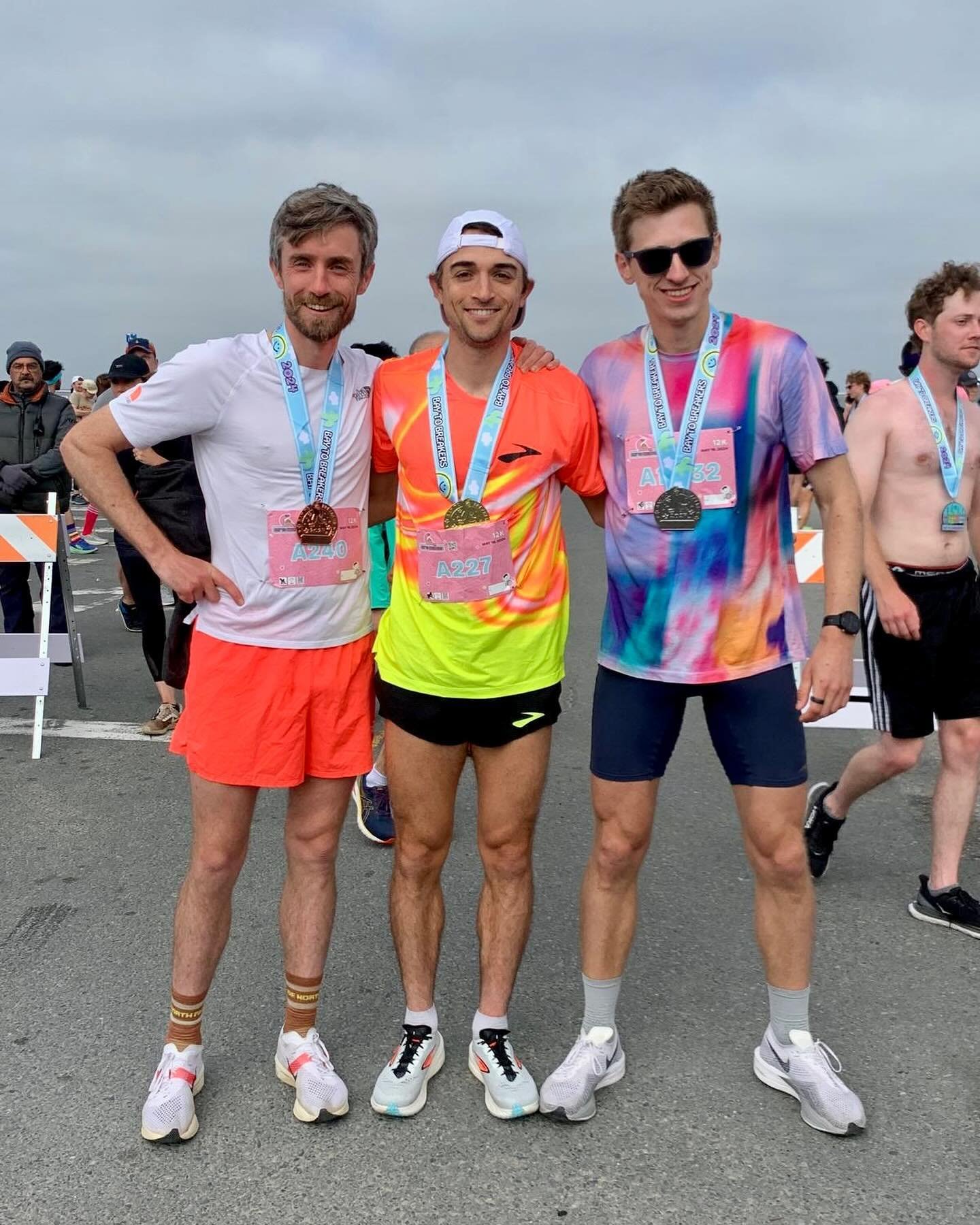 My patients had some outstanding performances @baytobreakers yesterday! 

@colin_bennie finished 🥇 with the an almost 2 minute lead and @poleary87 finishes in 🥉 with a super strong finish (missing second by only a few seconds!)

@calcalamia finishe