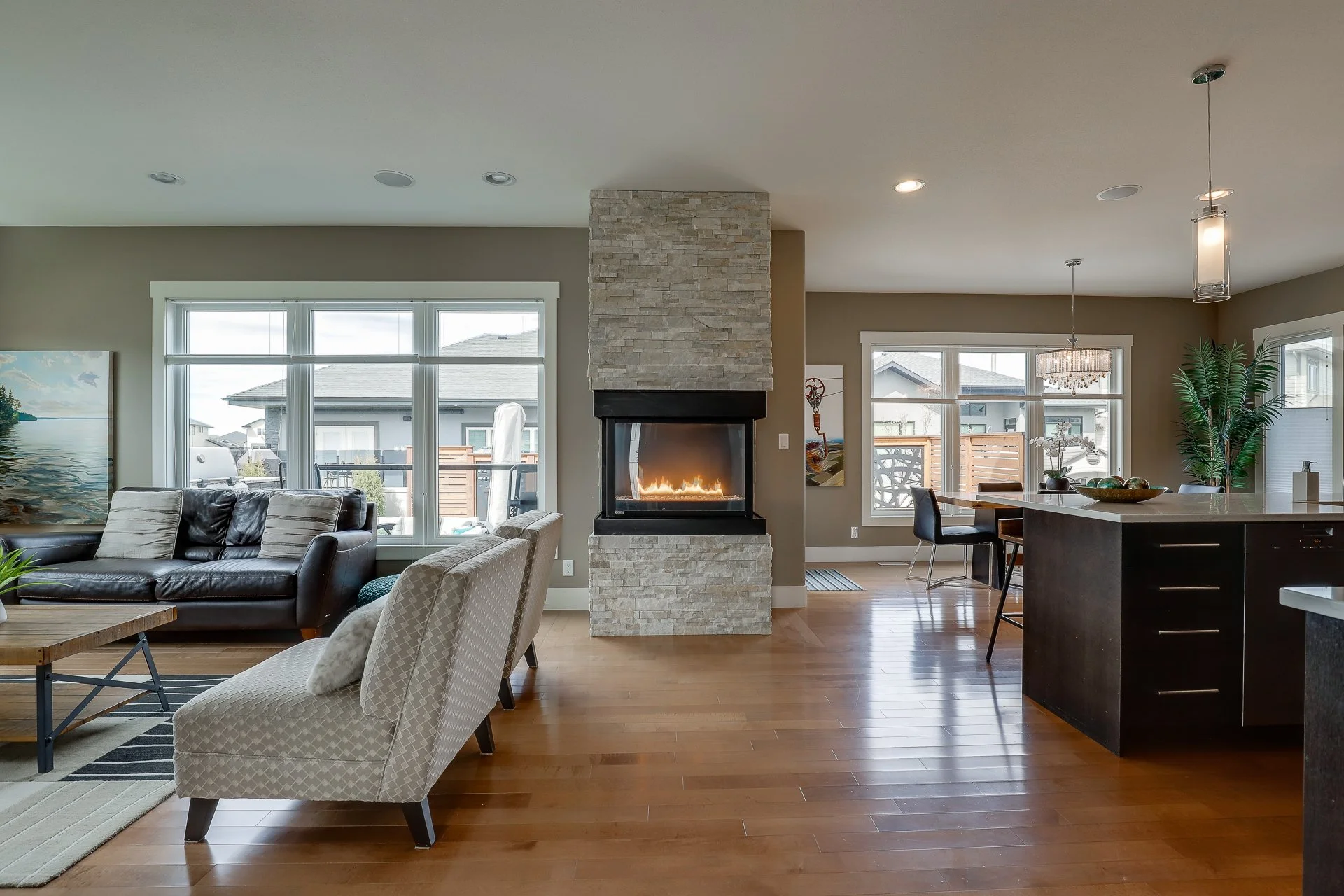 07-398 Atton Crescent-07.jpg