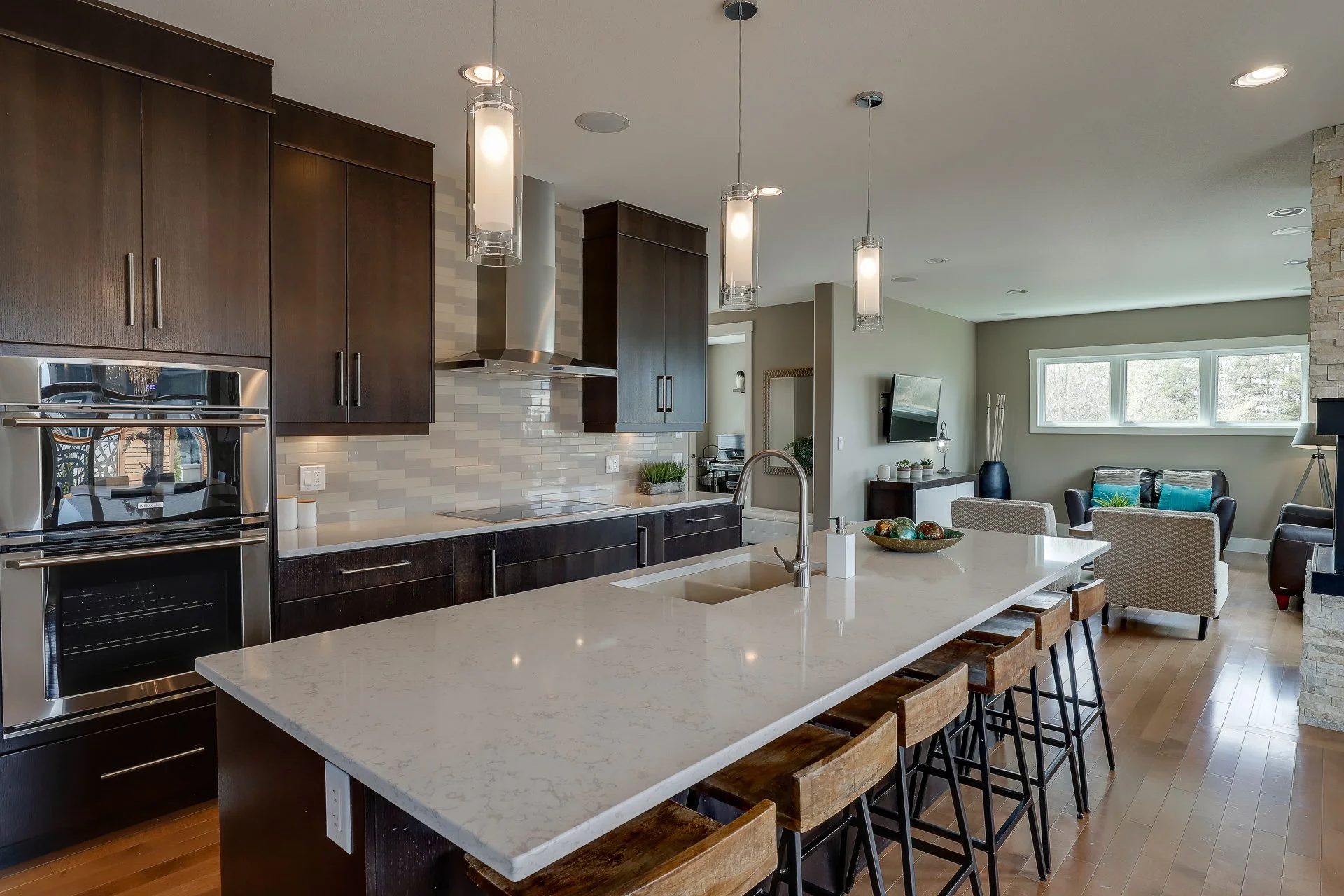 12-398 Atton Crescent-12.jpg