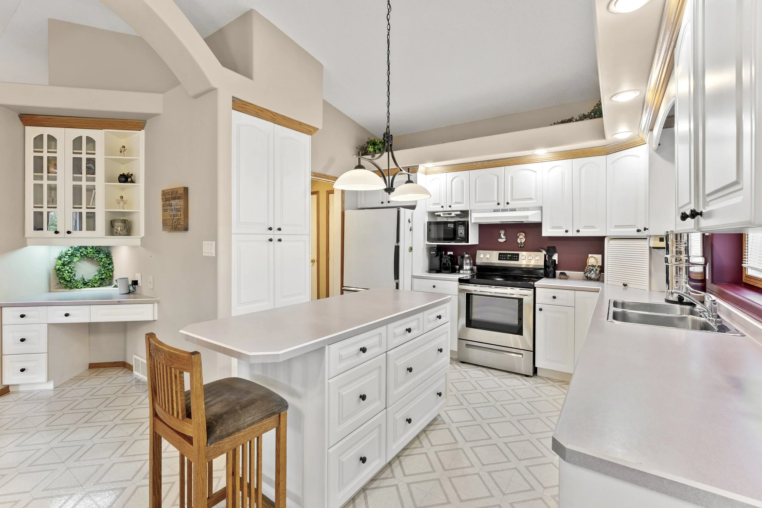 07-314 Blackshire Crescent - Spruce Homes-13.jpg