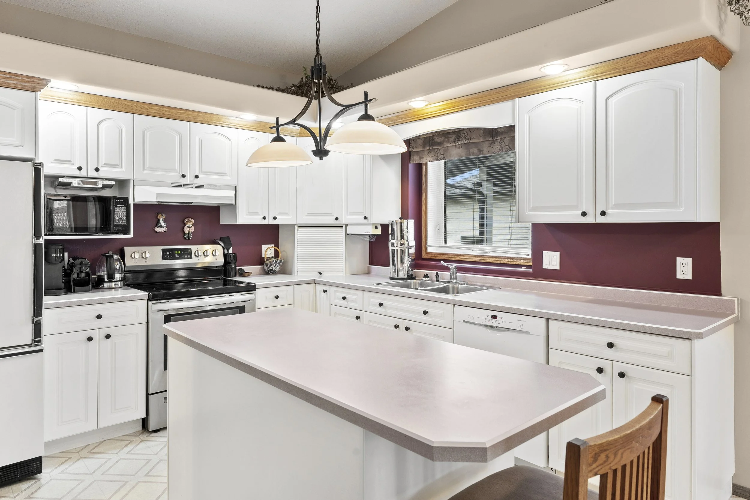 05-314 Blackshire Crescent - Spruce Homes-10.jpg