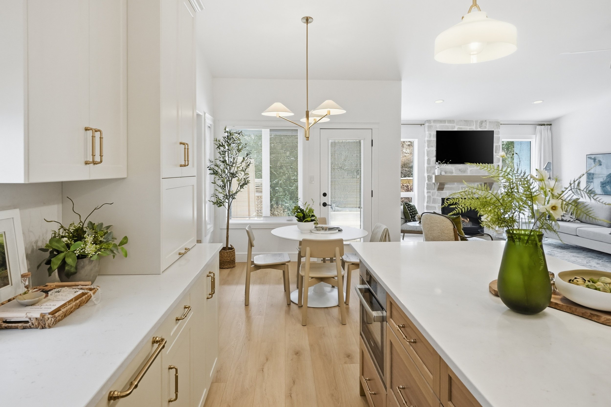 11-314 Blackshire Crescent (Complete) - Spruce Homes-32.jpg