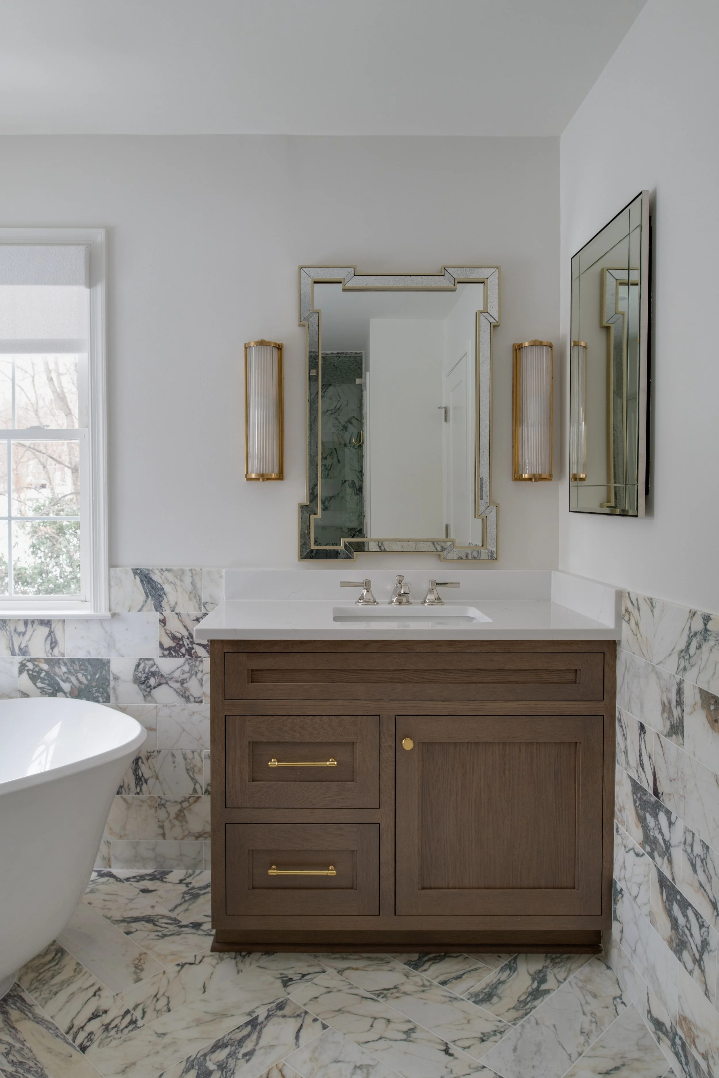 JF_Middle Bluff Pl_Bathroom-9.jpeg