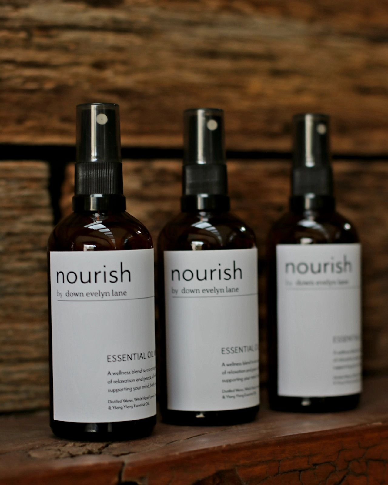 It felt so good to be back in the studio today! ✨️ After I finished doing a big clean up, I spent some time blending a new product that will be available later this year. 

Nourish Essential Oil Mist - A wellness blend to encourage feelings of relaxa