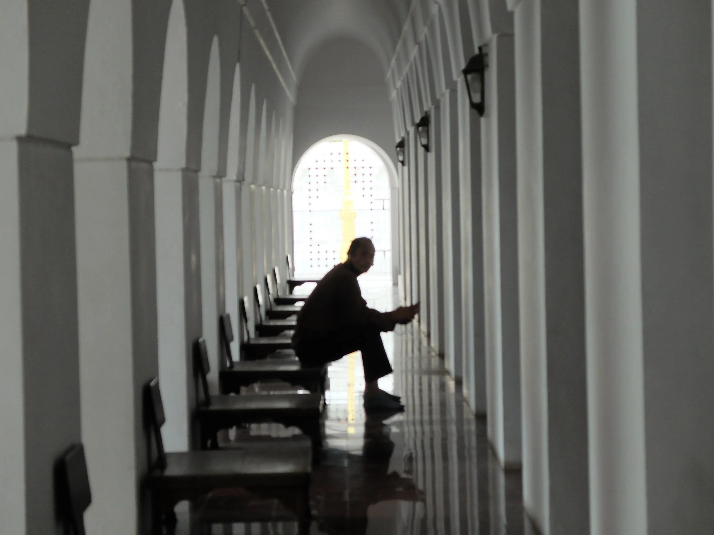 What Makes You Pause While Traveling? Slowing down in Bangkok Old Town