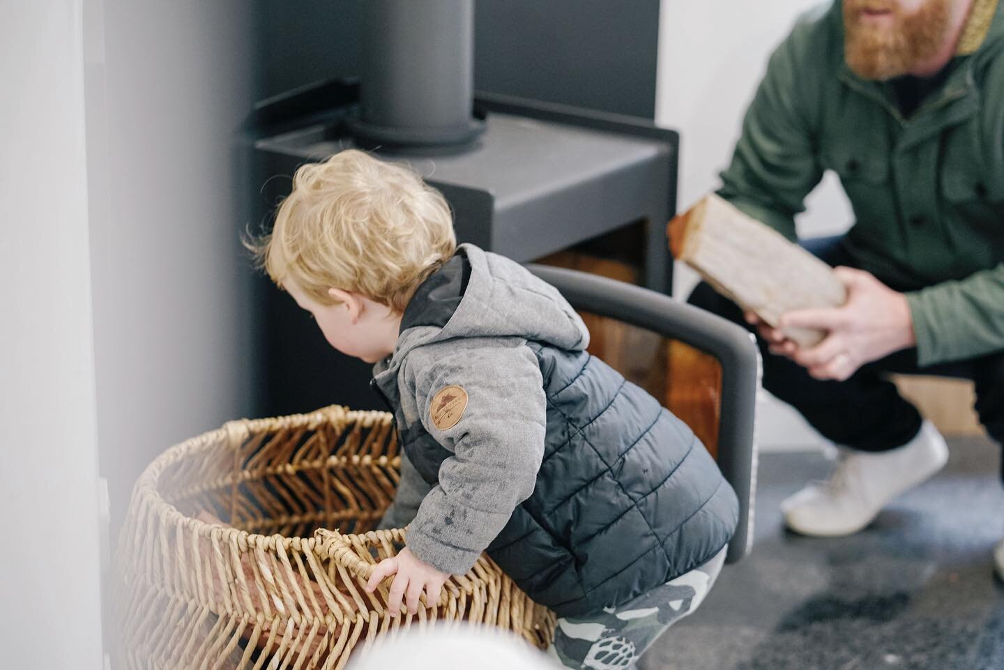 The wood has been chopped, so even the smallest of hands can help getting the wood fire going. 

*under supervision obviously 😆