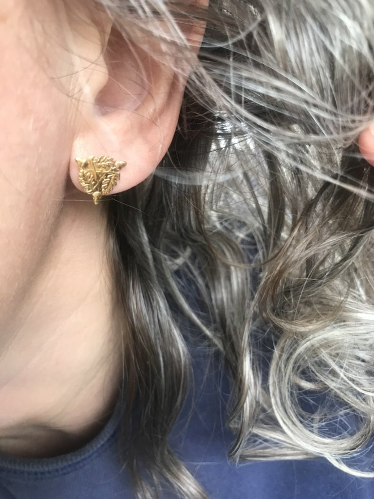 Earrings-stud-3pence-goldON.jpeg