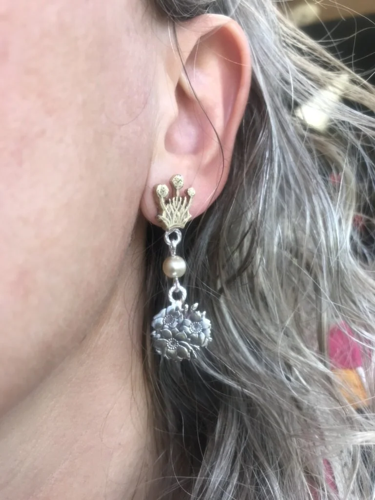 Earring-flora-pearl2.jpeg
