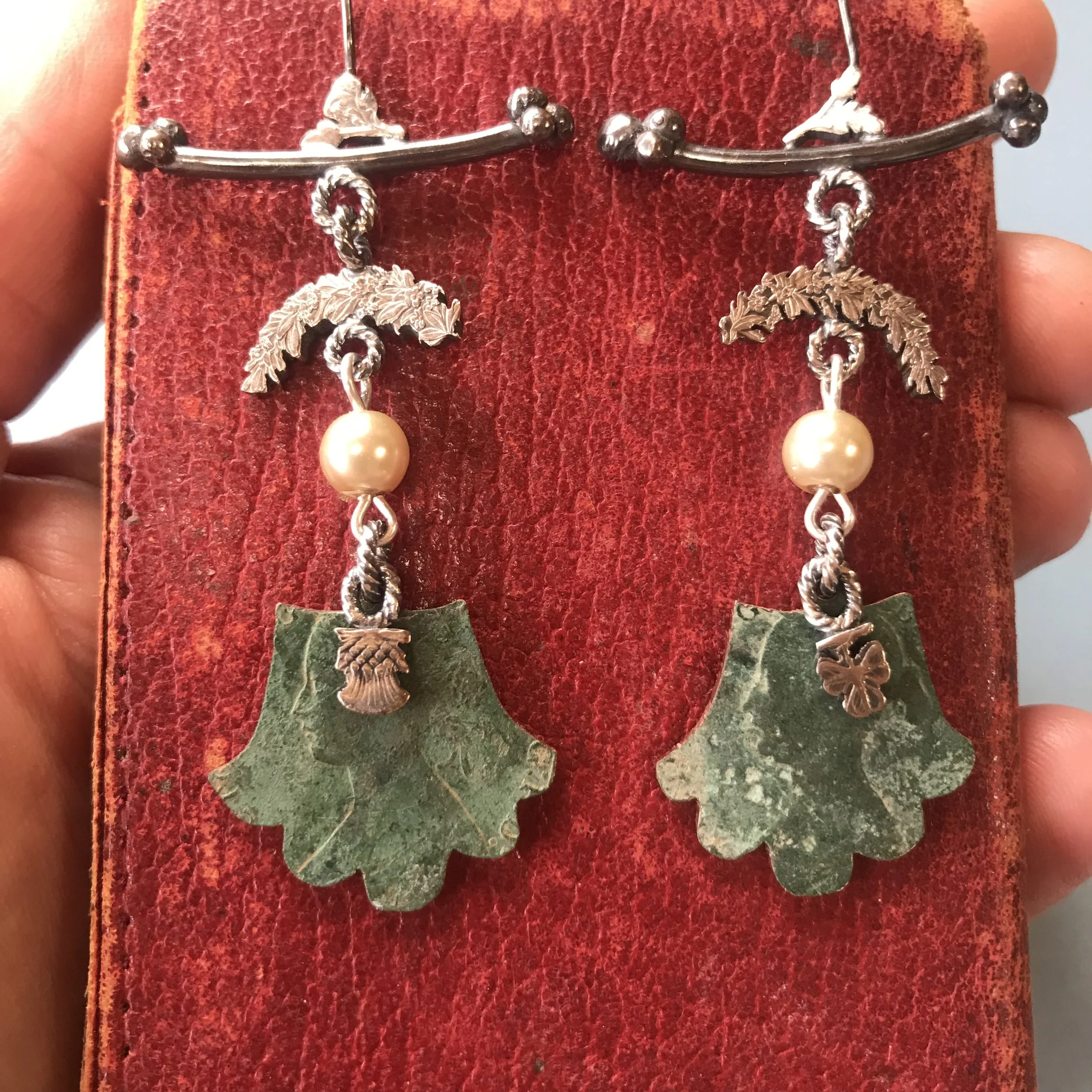 Earrings-pearl-green-drop.jpeg