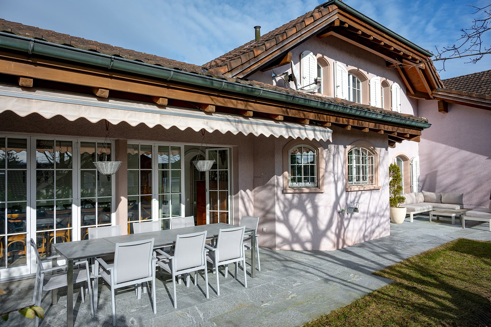 Rummelring14_Exterior_-2.jpg