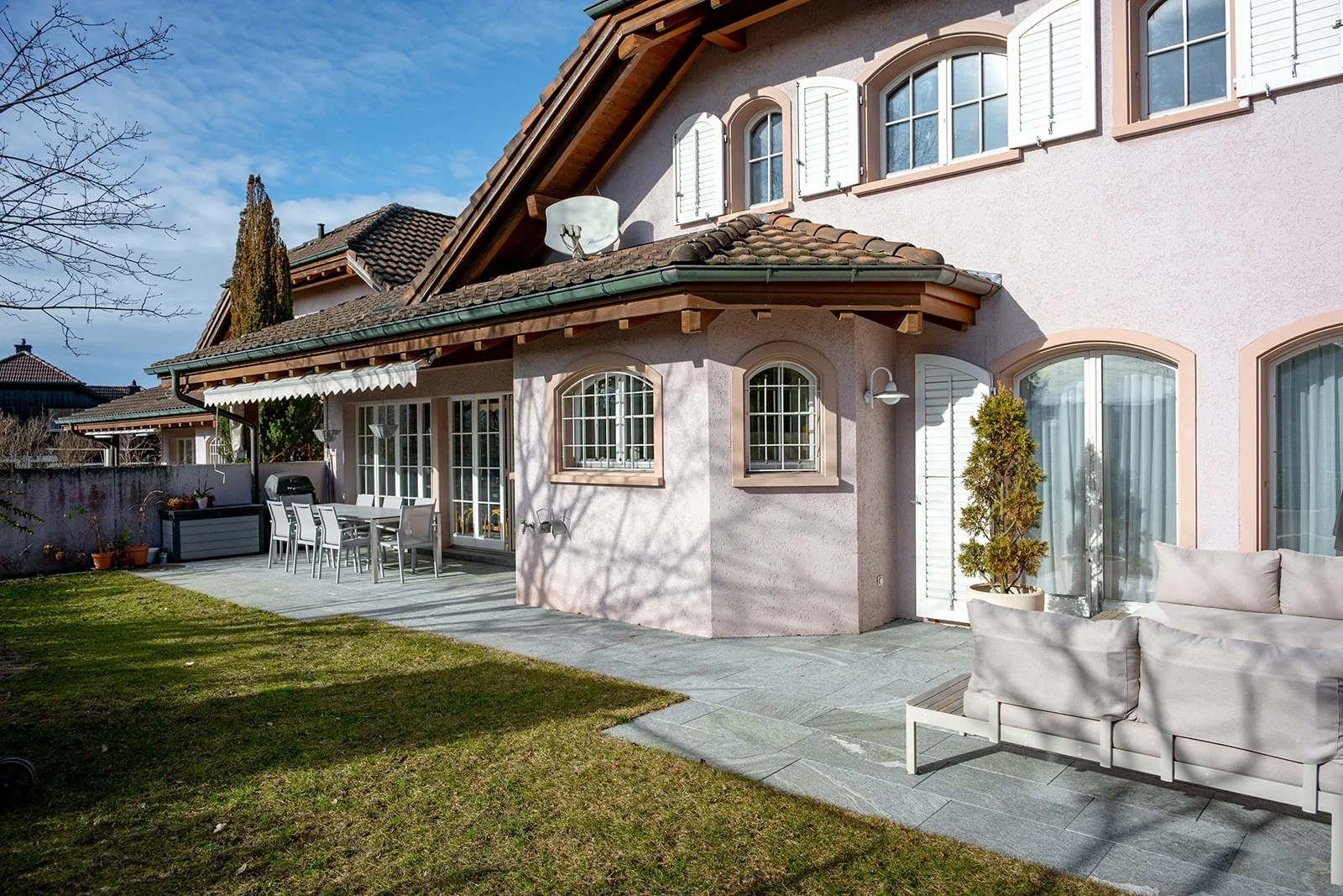 Rummelring14_Exterior_-1.jpg