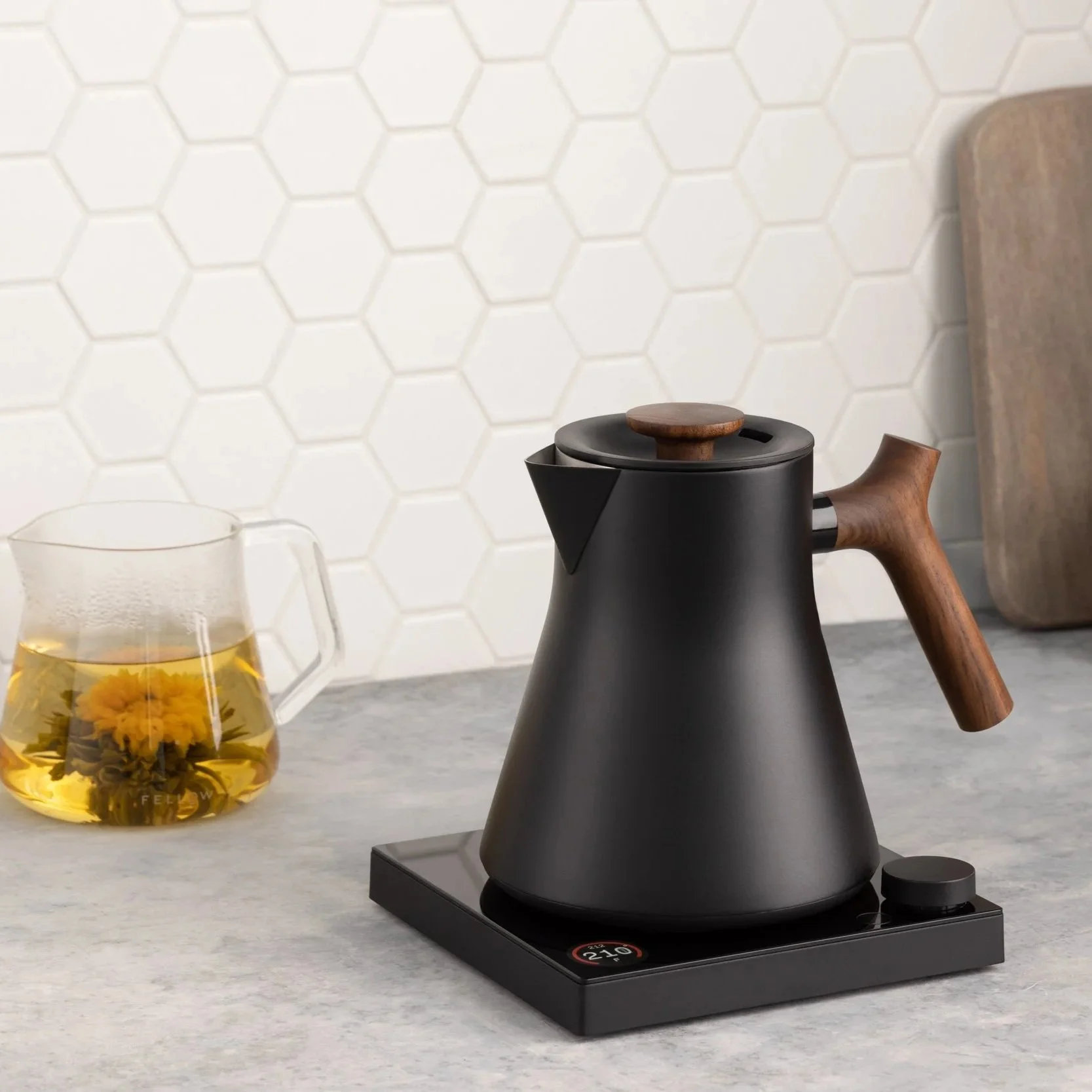 Corvo+EKG+Pro+Studio+Matte+Black+++Walnut+Lifestyle+4.jpg