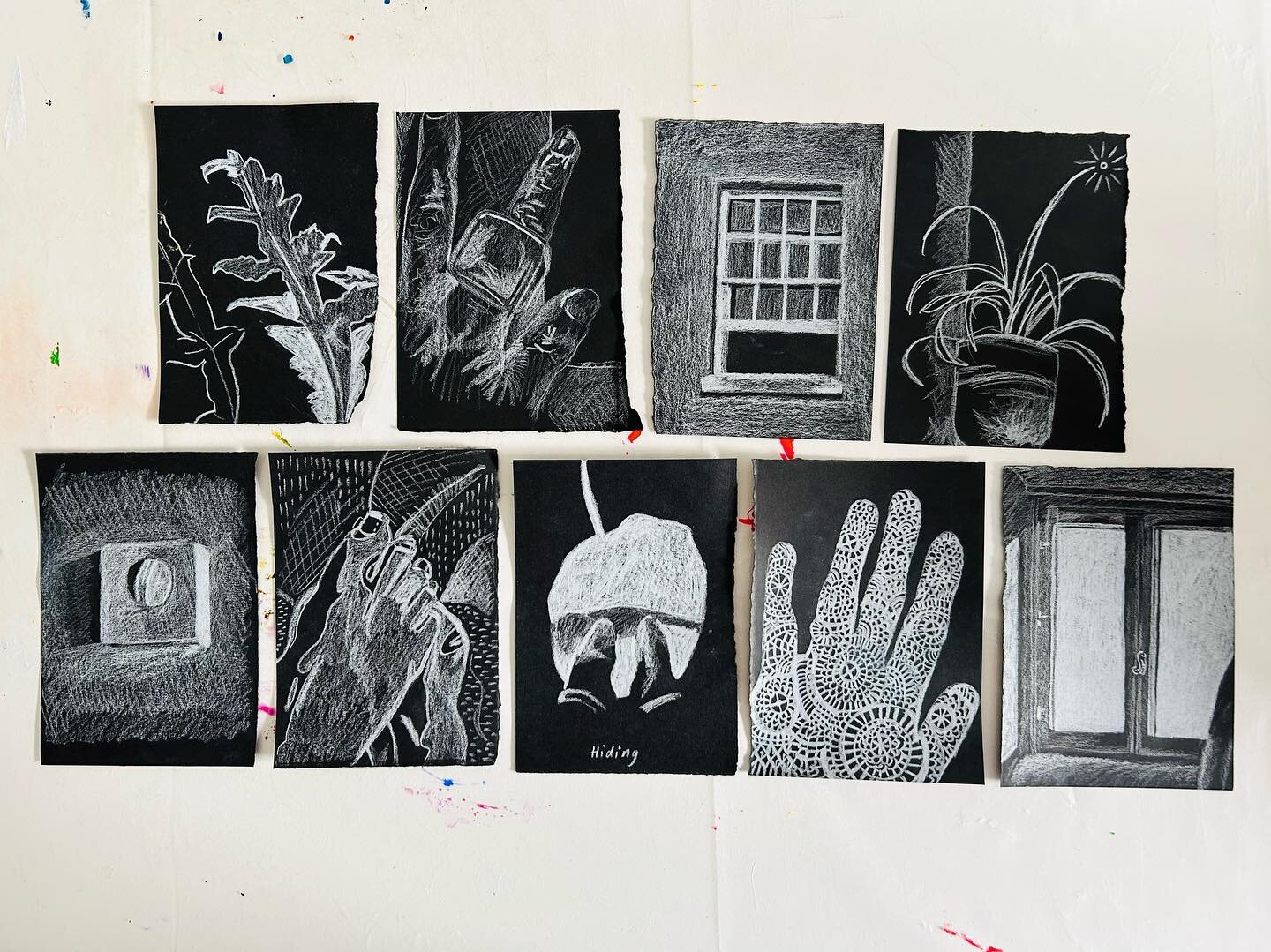 A few little drawings from the last few weeks - at home and on hols in France. Just drawing what I fancied - with no conscious thought behind what I chose. I think the window ones must have been influenced by @emmacliftonbrownarts fab drawings. 

Qui