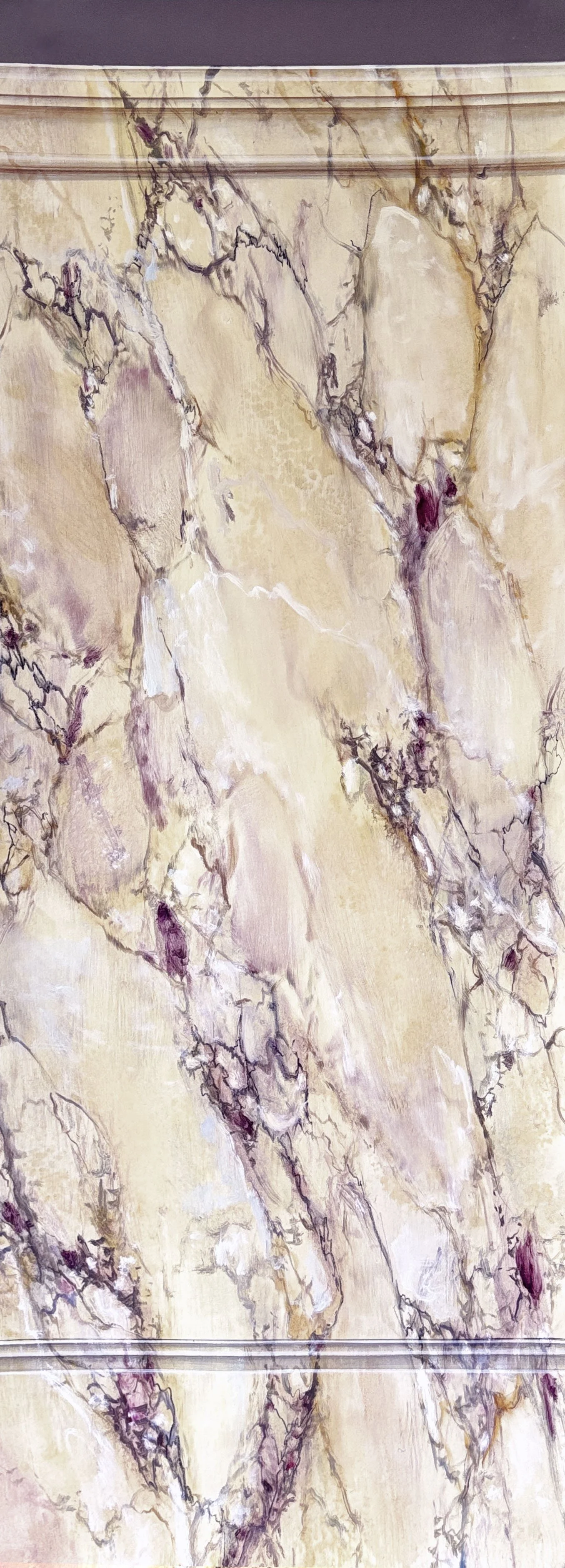 Breccia Violetta