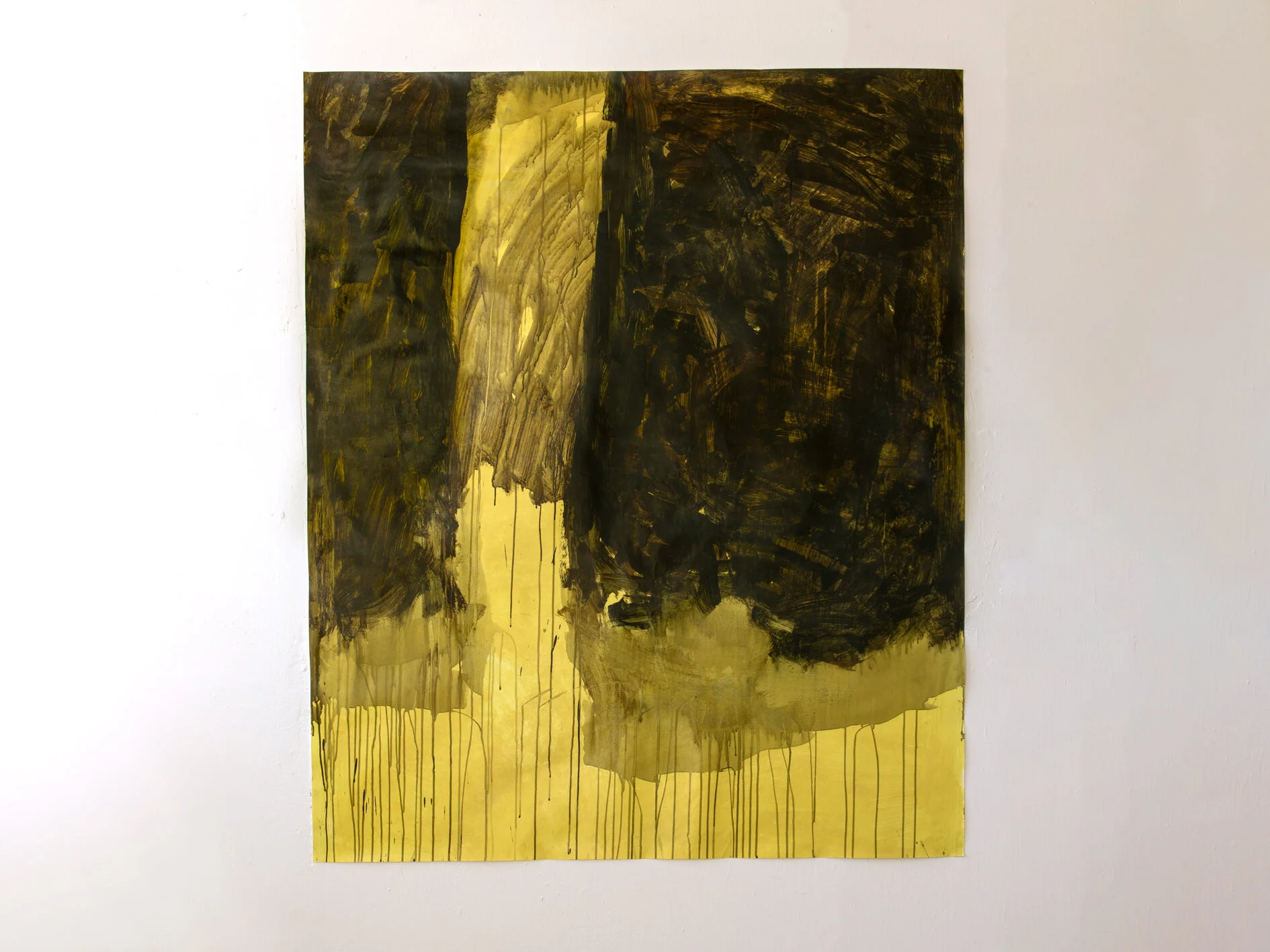 Trunk
2021
Acrylic on paper
180 × 150 cm
