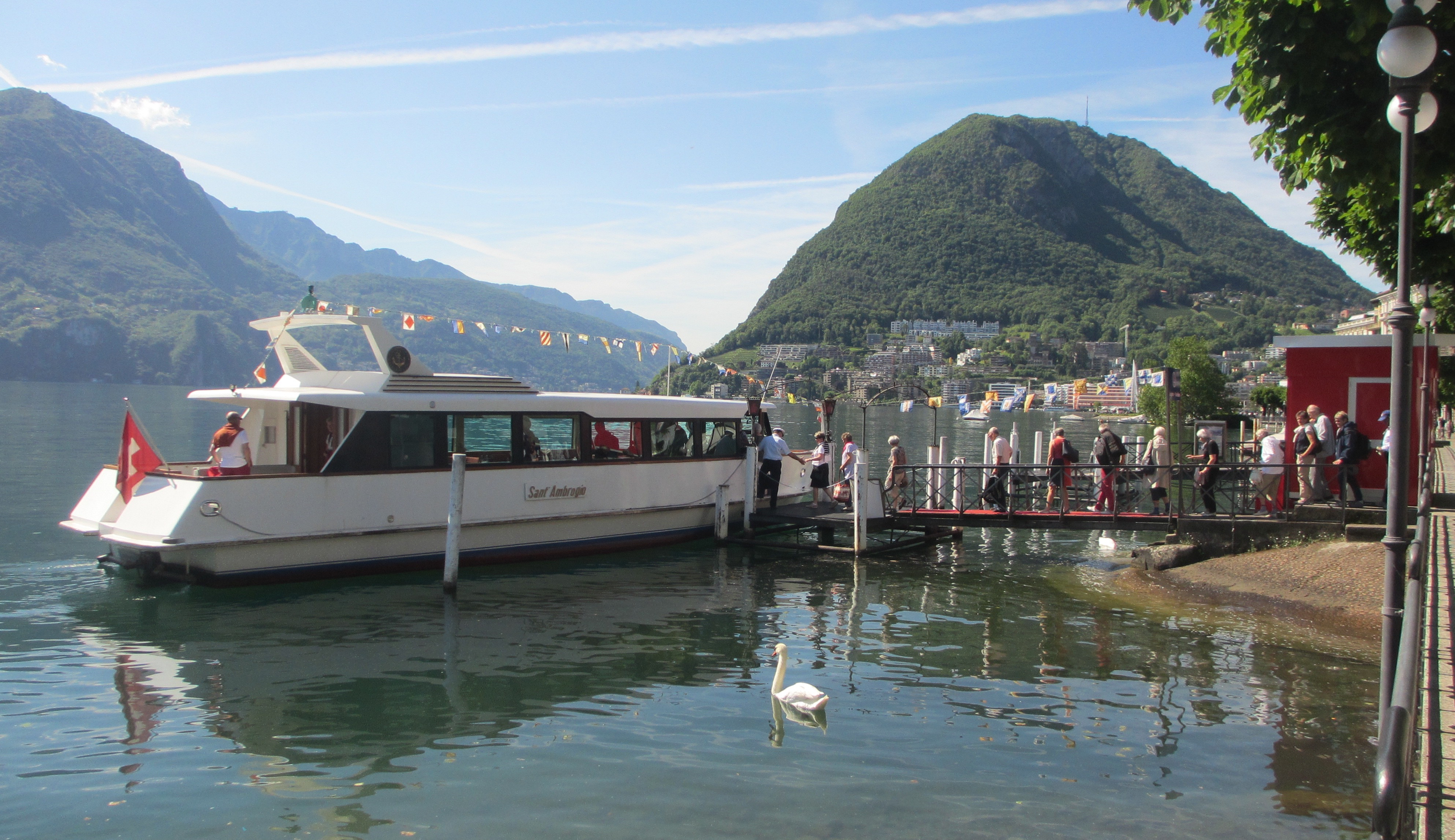 Båtutflykt över Luganosjön