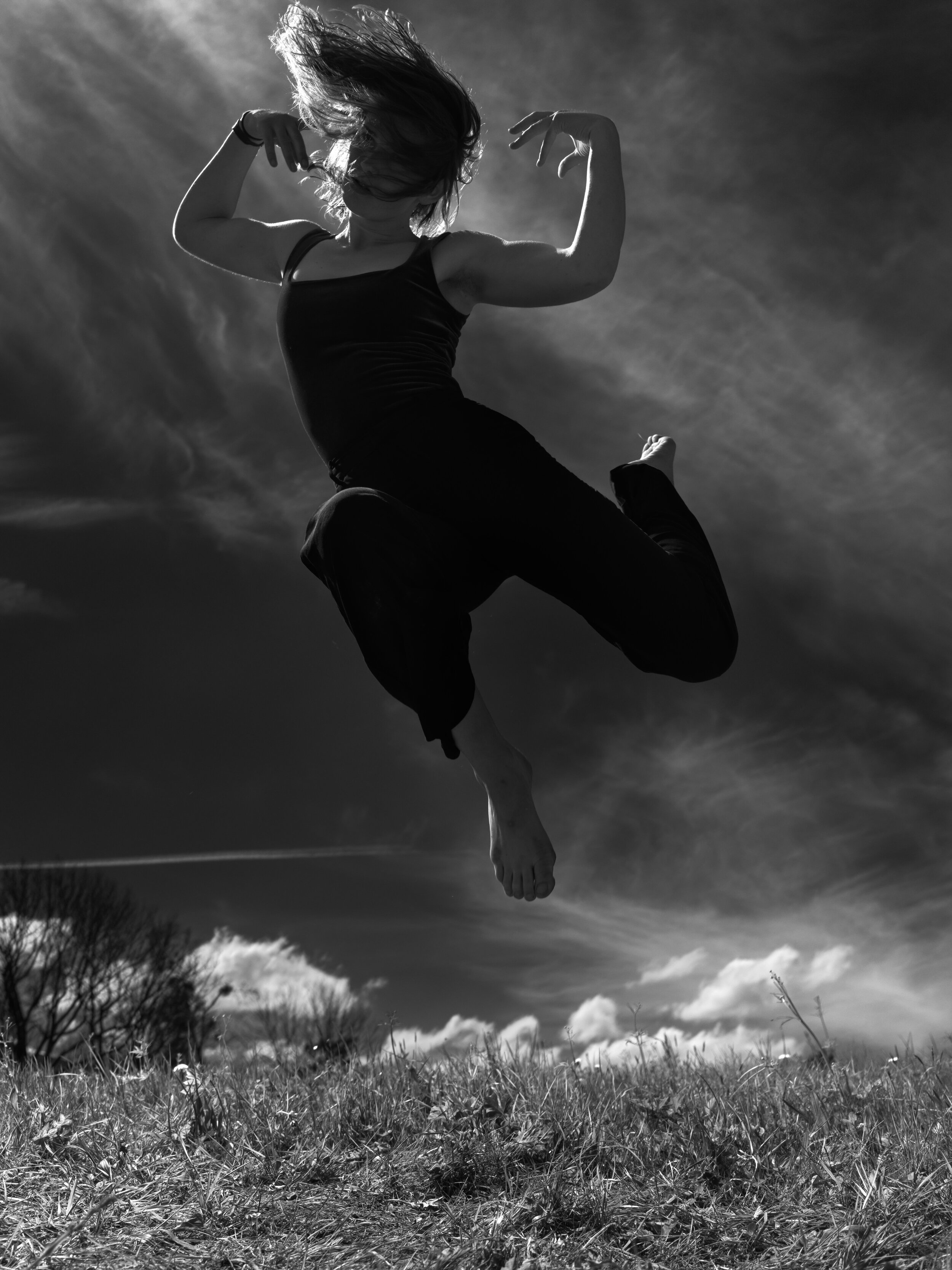 © Hector Palacios_artificial_cataclism_Eli_jump.jpg