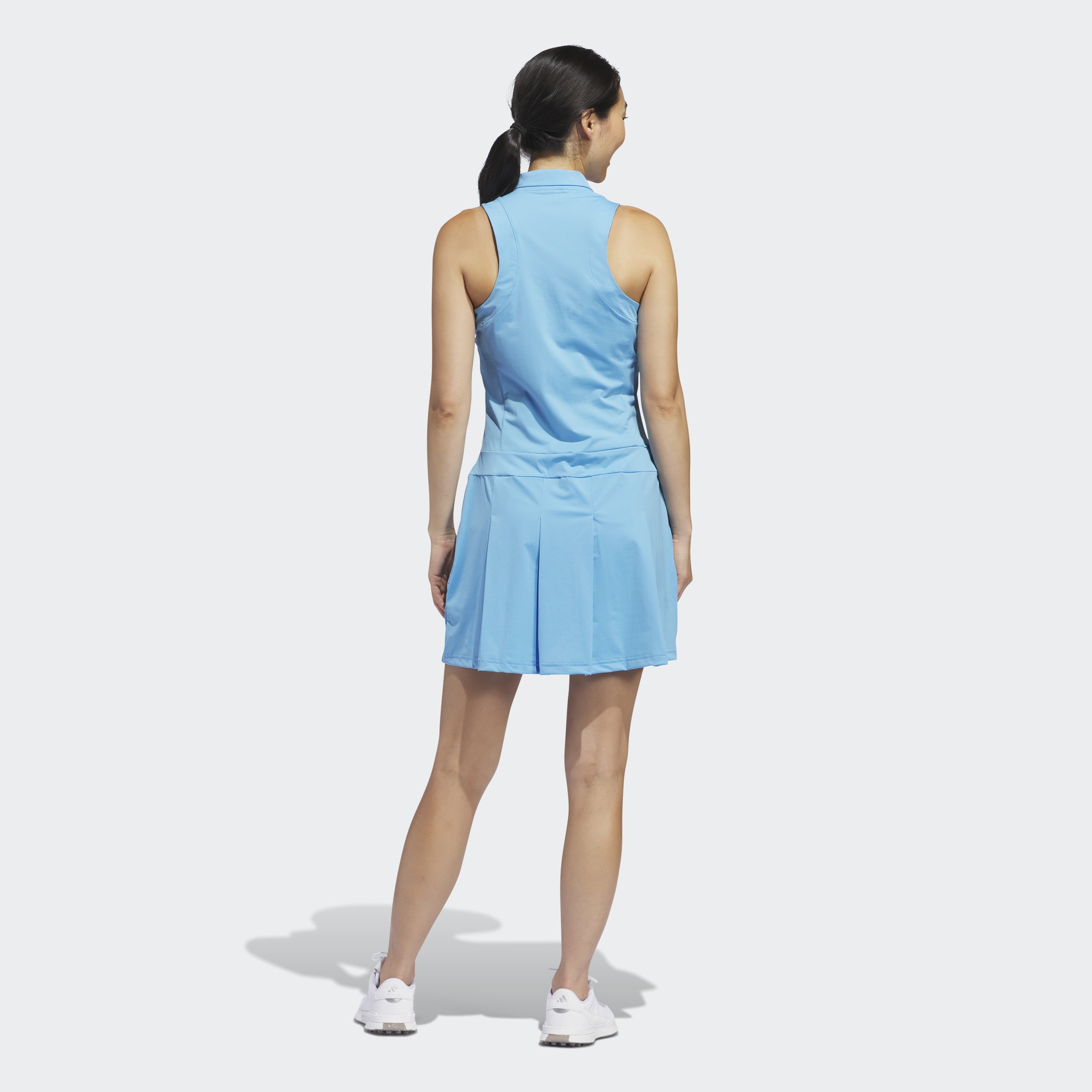 IP4183_6_APPAREL_On Model_Back View_grey.jpg