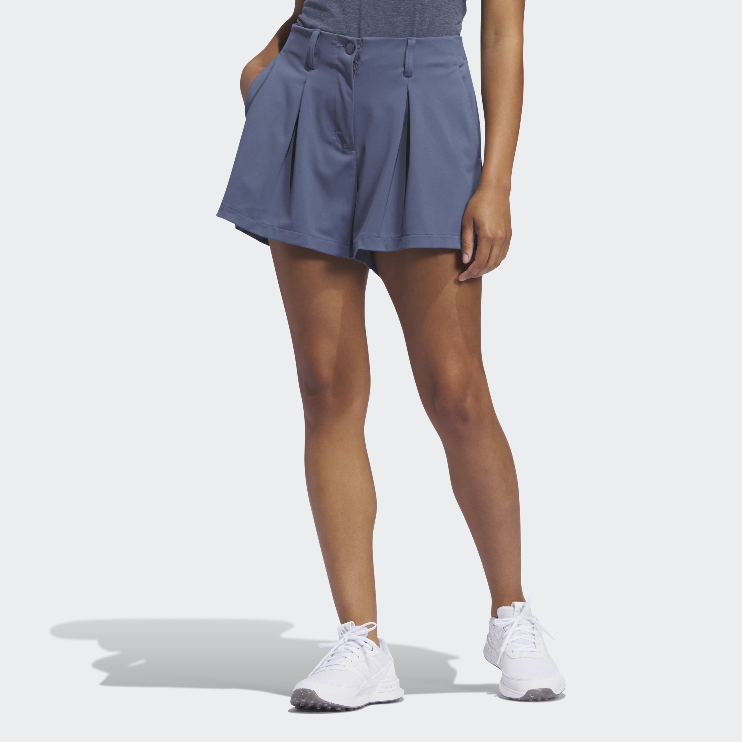 IP4198_3_APPAREL_On Model_Standard View_grey.jpg