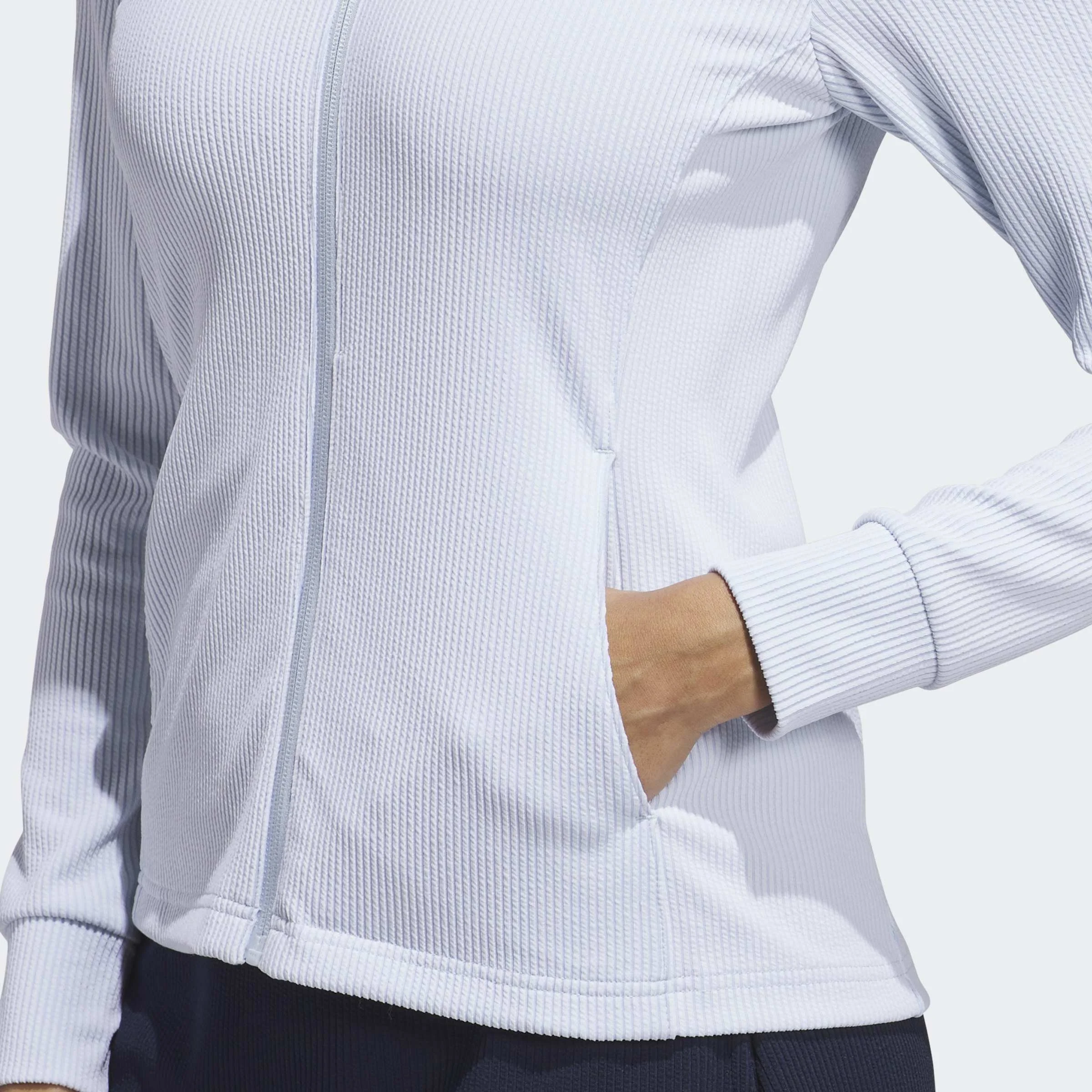 KC2074_7_APPAREL_On Model_Detail View 2_grey.jpg