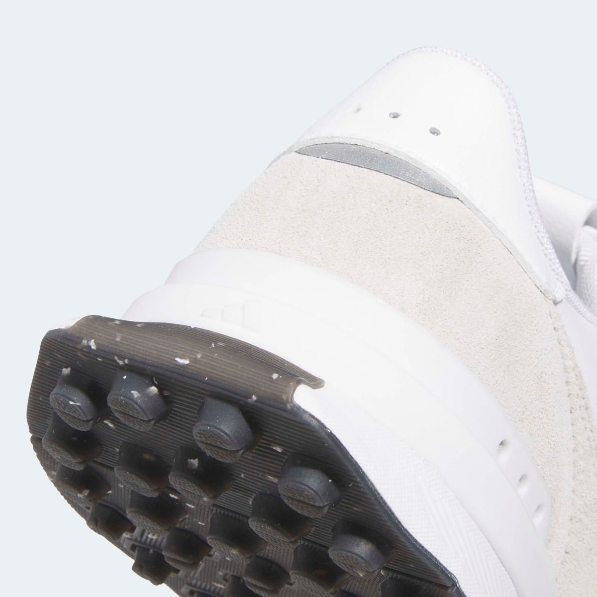 JQ3562_8_FOOTWEAR_Photography_Detail View 1_grey.jpg