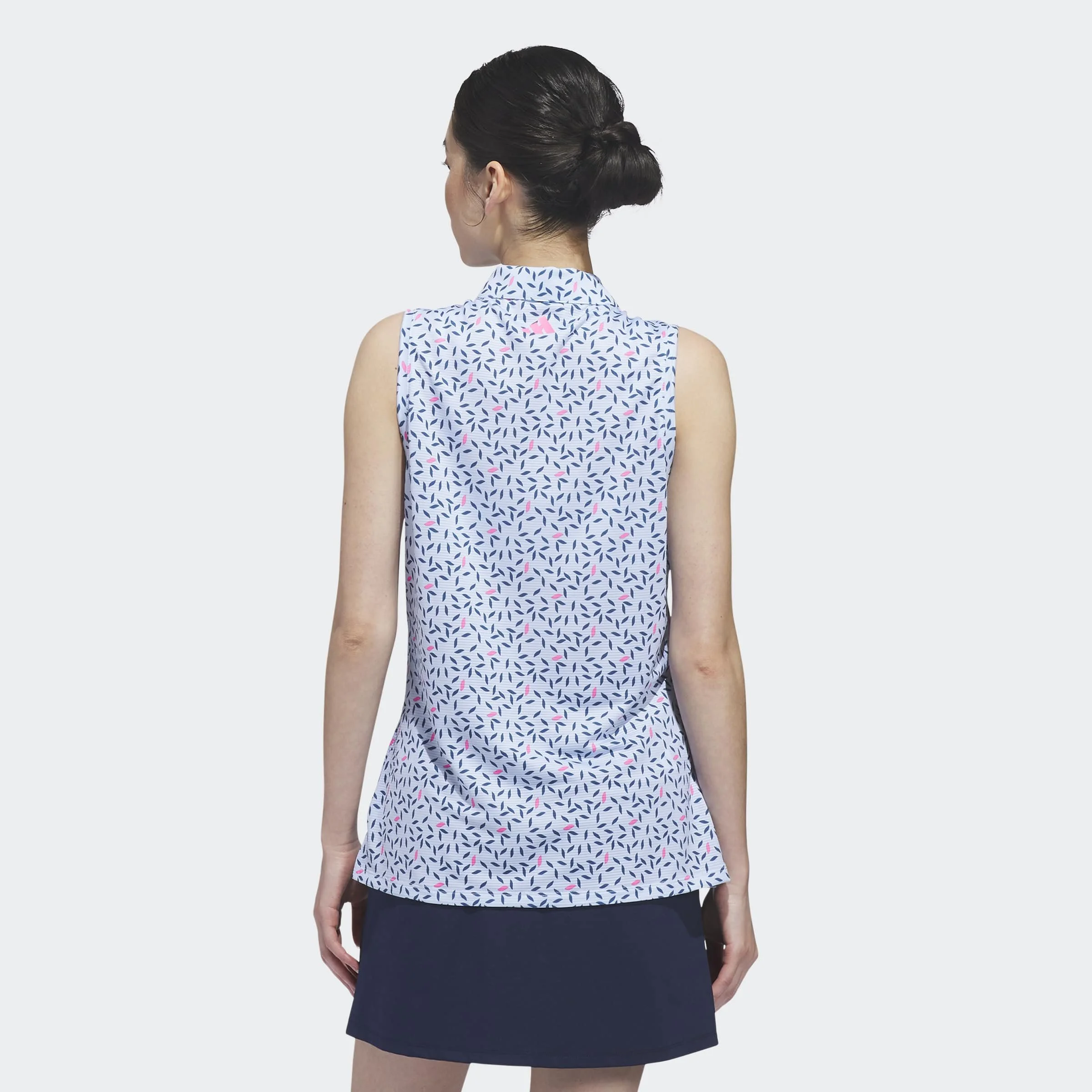 JX6641_4_APPAREL_On Model_Back View_grey.jpg