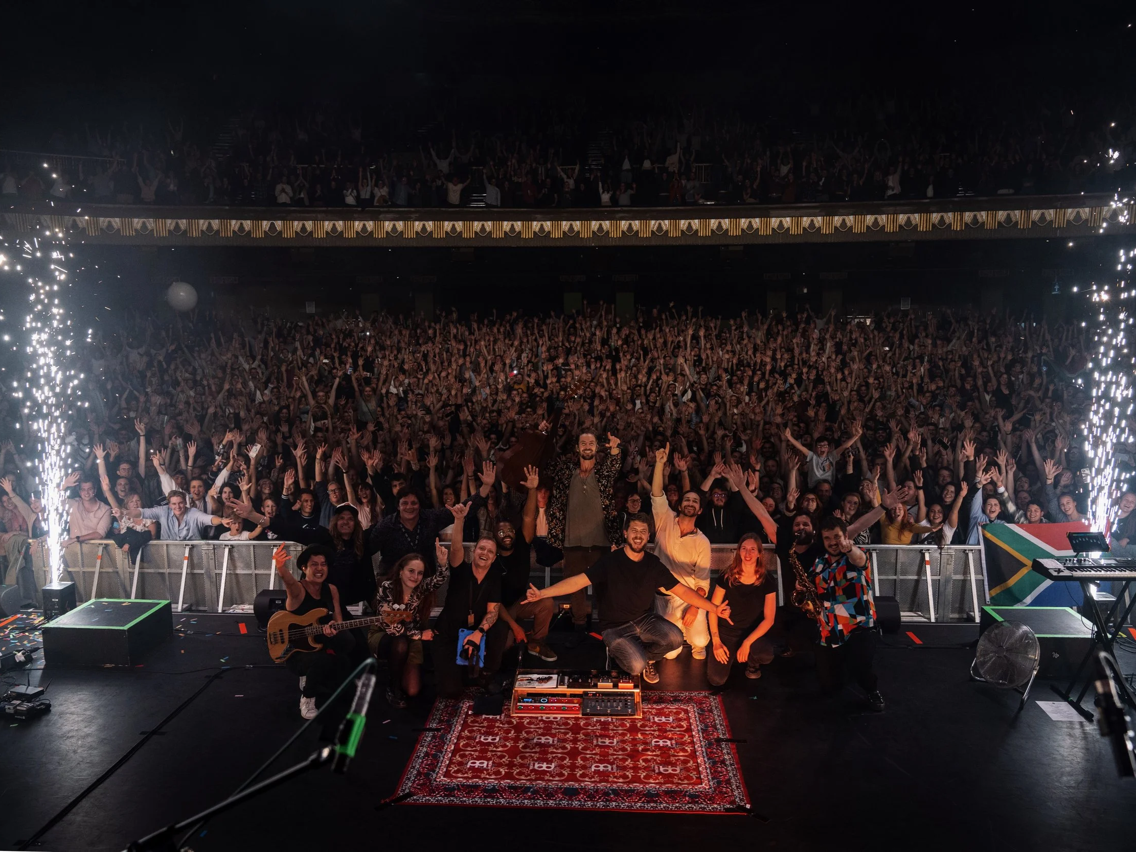 Crowd+Landscape1.webp