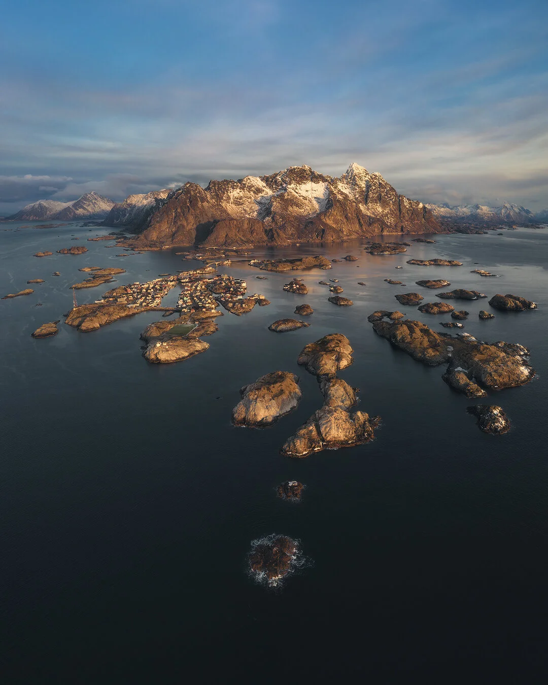 henningsvaer.jpg