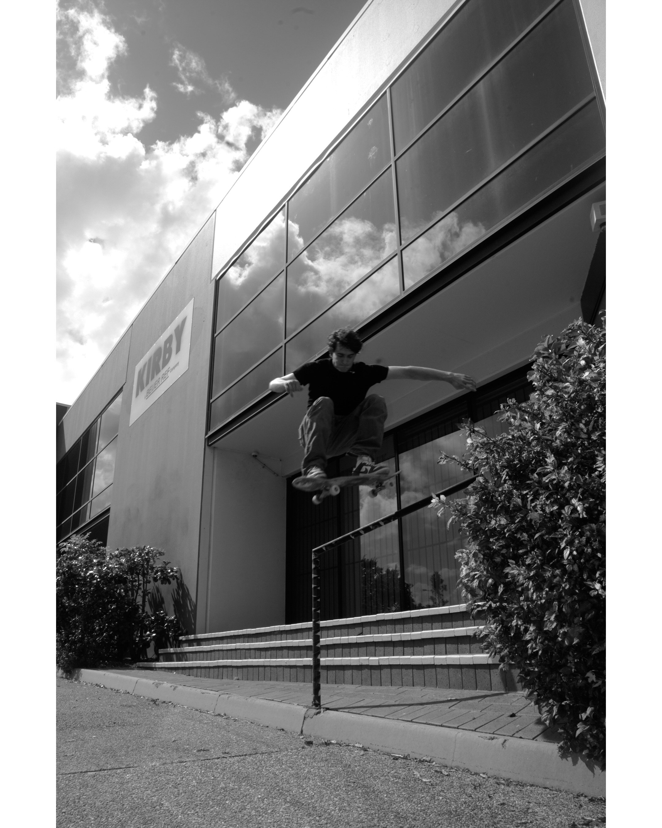 zak, gap over rail - 04/05/26
for @buc.50_ 

#pentax #blackandwhite #photography #skateboarding #buc50