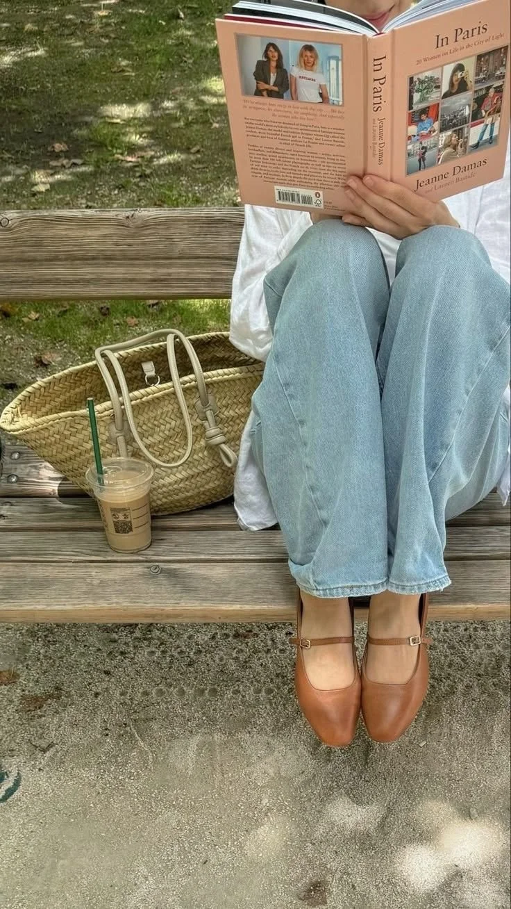 Why Reading More Is the Ultimate Slow Luxury Habit