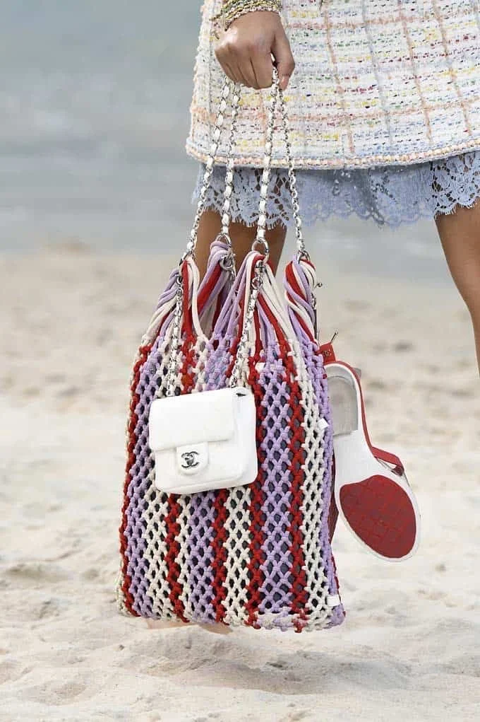This is how you'll style your bags for spring_3.JPG
