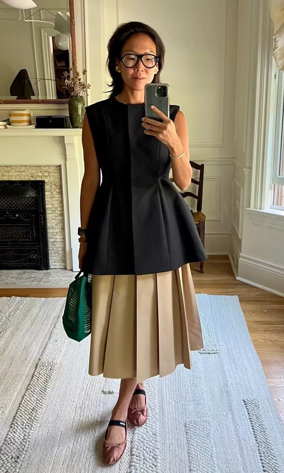 Summer Power Dressing- Elevate Your Confidence with These Styling Tips.jpeg