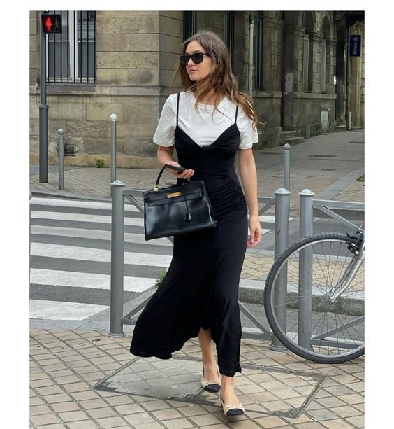 Fall Forward- Transitioning Your Wardrobe from Summer to Early Fall with Style_2.jpeg