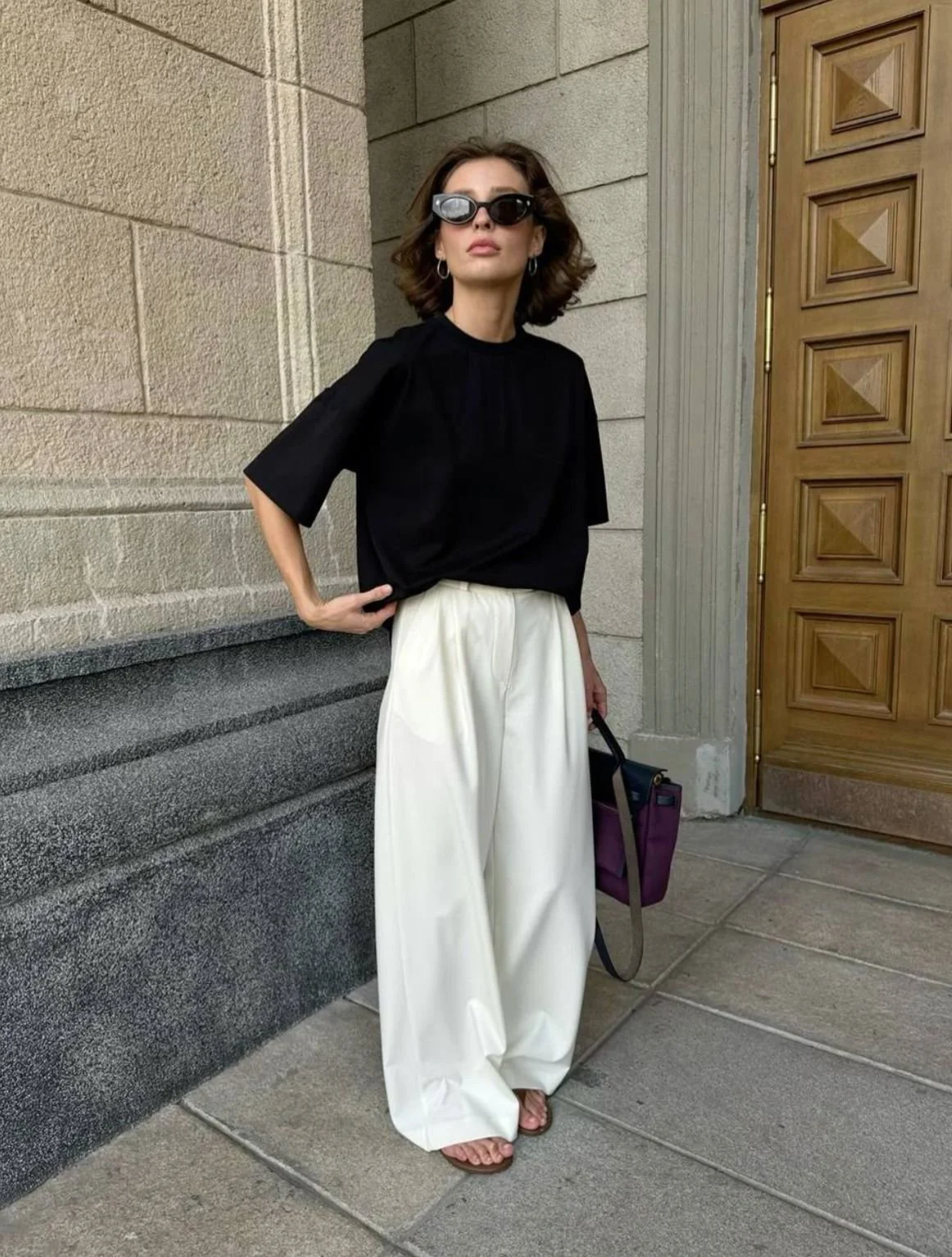 Linen Pants + Fitted T-Shirt_3.jpg