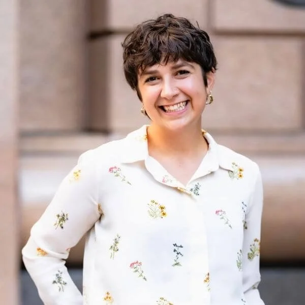 Close-up of Hannah Cohen, LGPC associate therapist from The Sterling Group DC