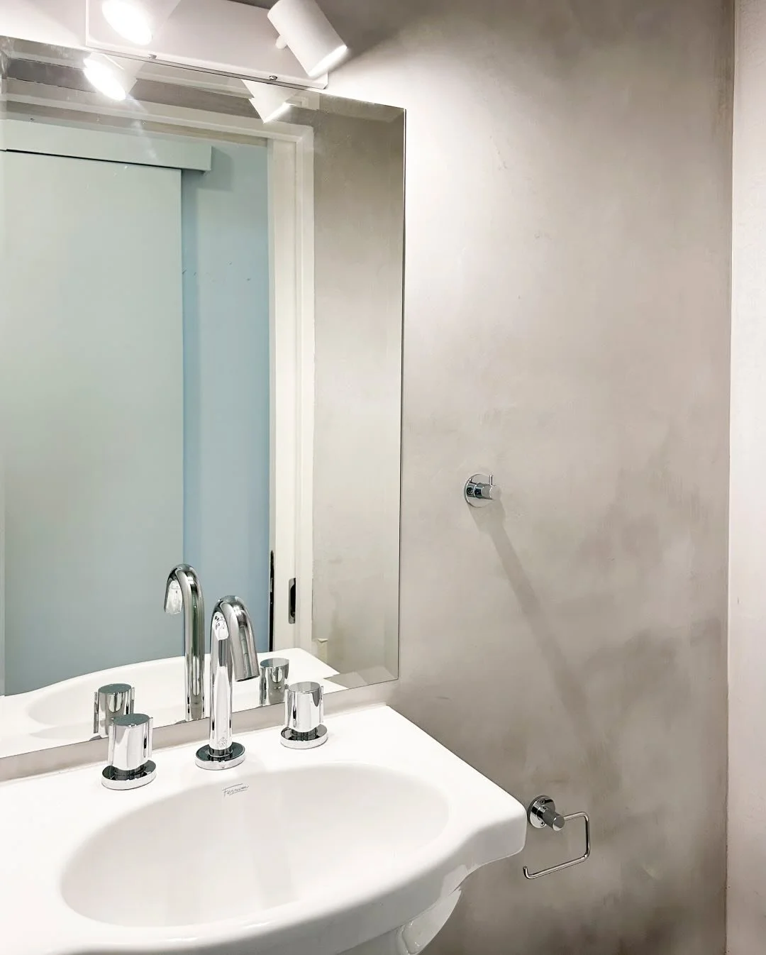 💭&iquest;Alguna vez pensaste en revalorizar tu departamento para tener su renta al valor m&aacute;s alto del mercado?

Muchos propietarios tambi&eacute;n desean tener &ldquo;bien alquilado&rdquo; su departamento y, en la mayor&iacute;a de casos, sim