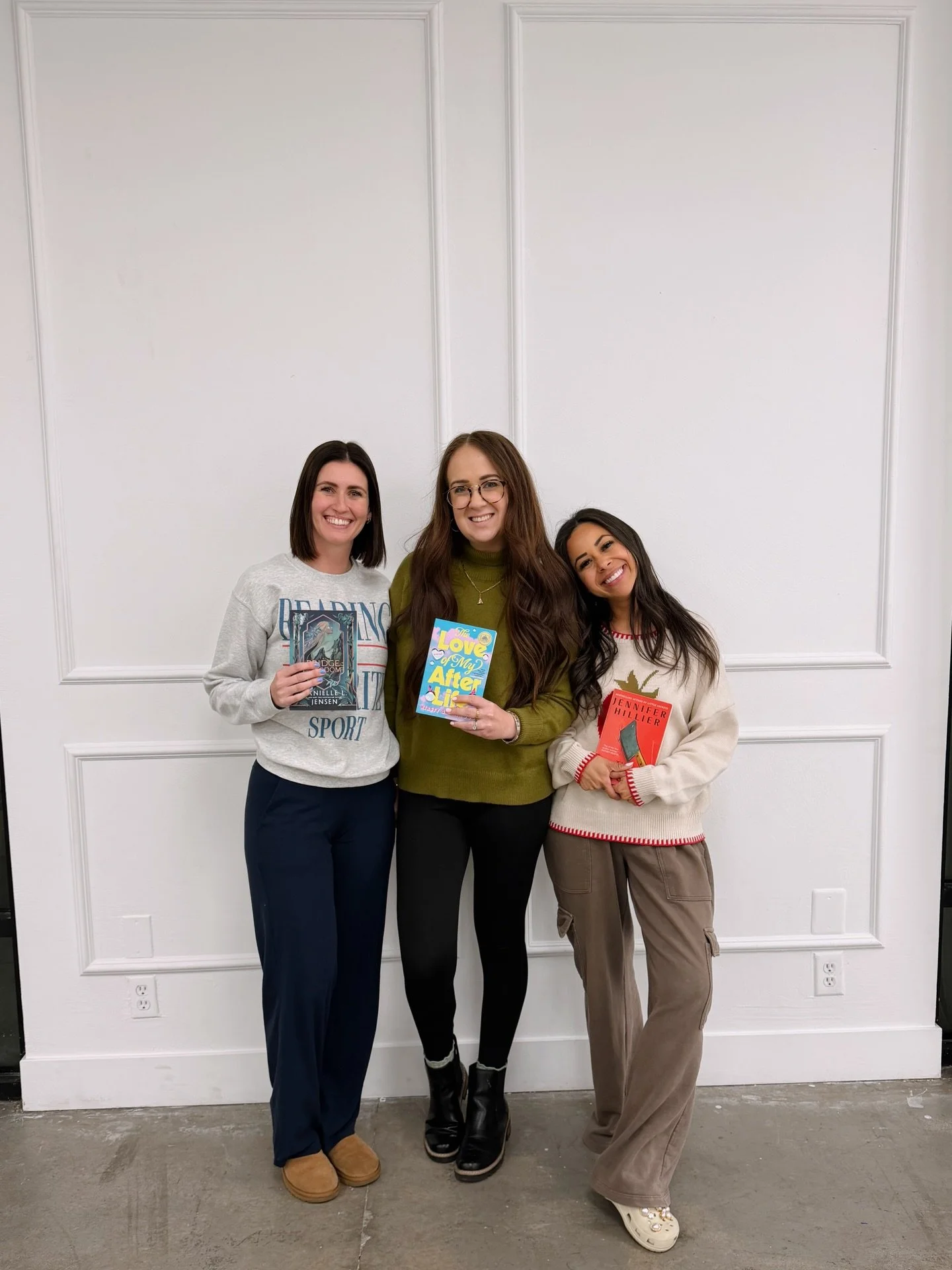 Such sad news for our @jenlikesbigbooks_ today.
Her Book Shelf account that she has built from the ground up for the last two years was deactivated by instagram today, permanently 😭😭😭

This local mama has given such joy to our community, so let&rs