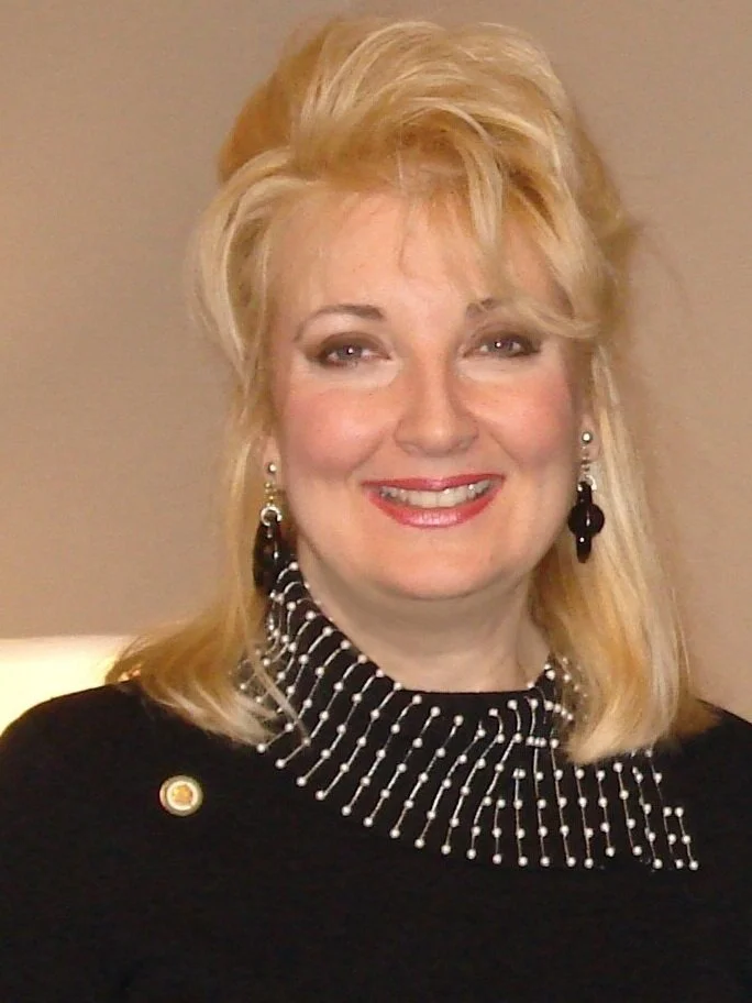 LISA SHYMKO chair