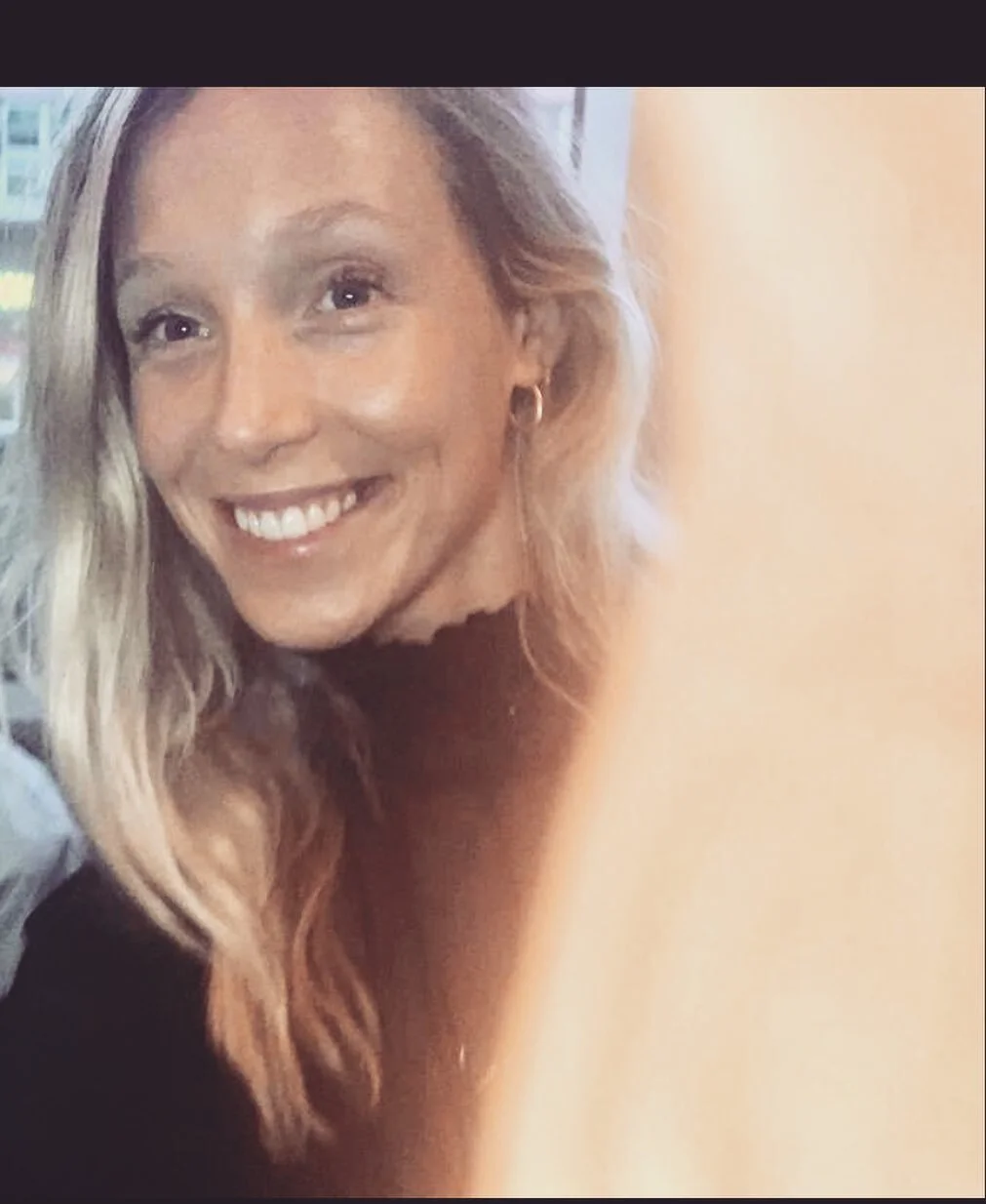 HABITS ⁣
⁣
What has the lowest barrier to entry for you?⁣
⁣
- Is it an extra serving of greens snuck into your smoothie⁣
- A 10 minute walk before you start work? ⁣
- Putting your phone away 1 hour before bed?⁣
⁣
Whatever feels easiest for you START 