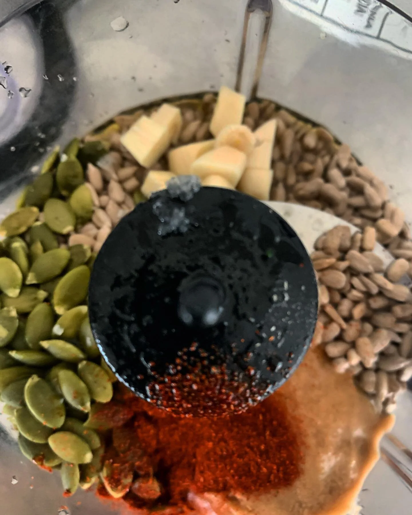 PROTEIN PACKED &lsquo;HUMMUS&rsquo;⁣
⁣
When I want to add a little more protein to my meals I swap chickpeas for nuts/seeds in my dips! Just as delicious! ⁣
⁣
⁣
- 1 cup seeds/nuts of choice ⁣
- 2 tbsp tahini ⁣
- 2 tbsp olive oil ⁣
- 1 tsp apple cider